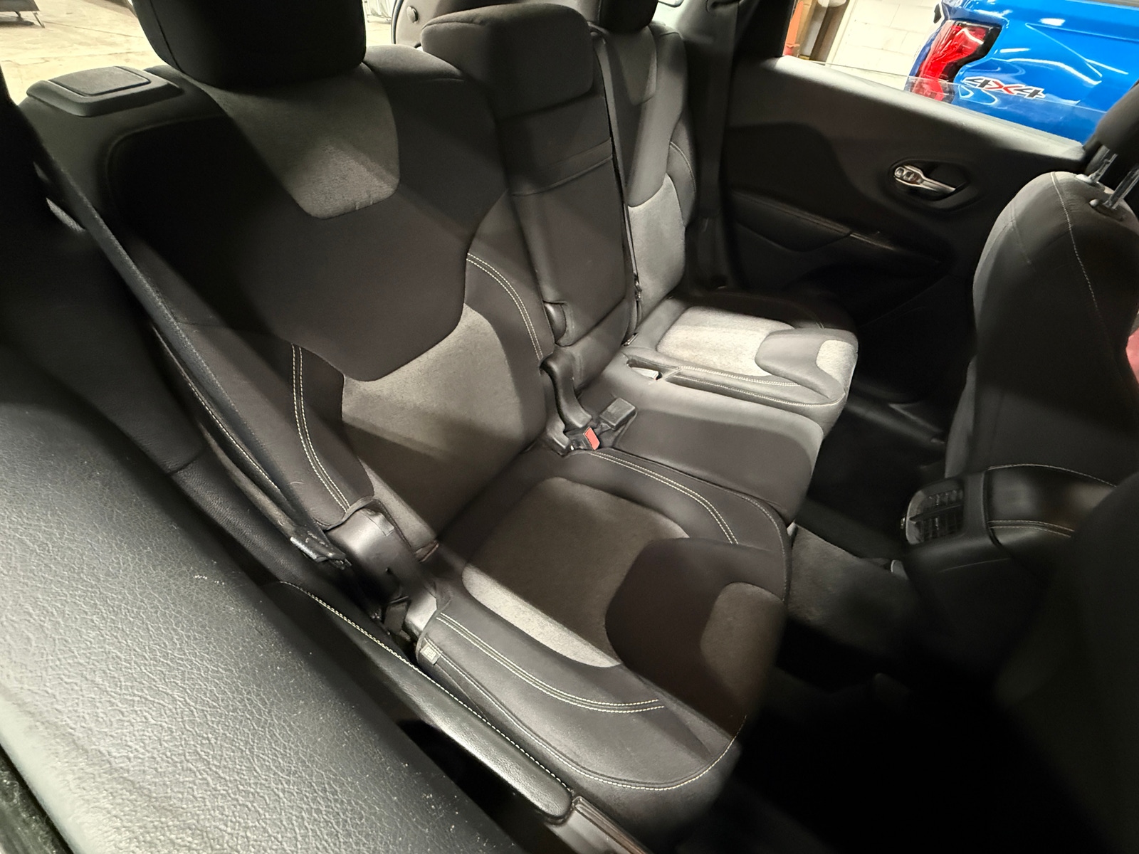 Thumbnail: 2014 Jeep Cherokee - 6