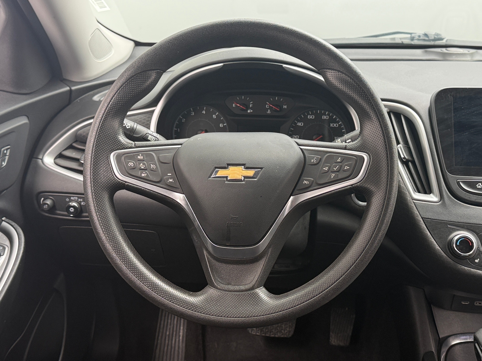 Thumbnail: 2023 Chevrolet Malibu - 5