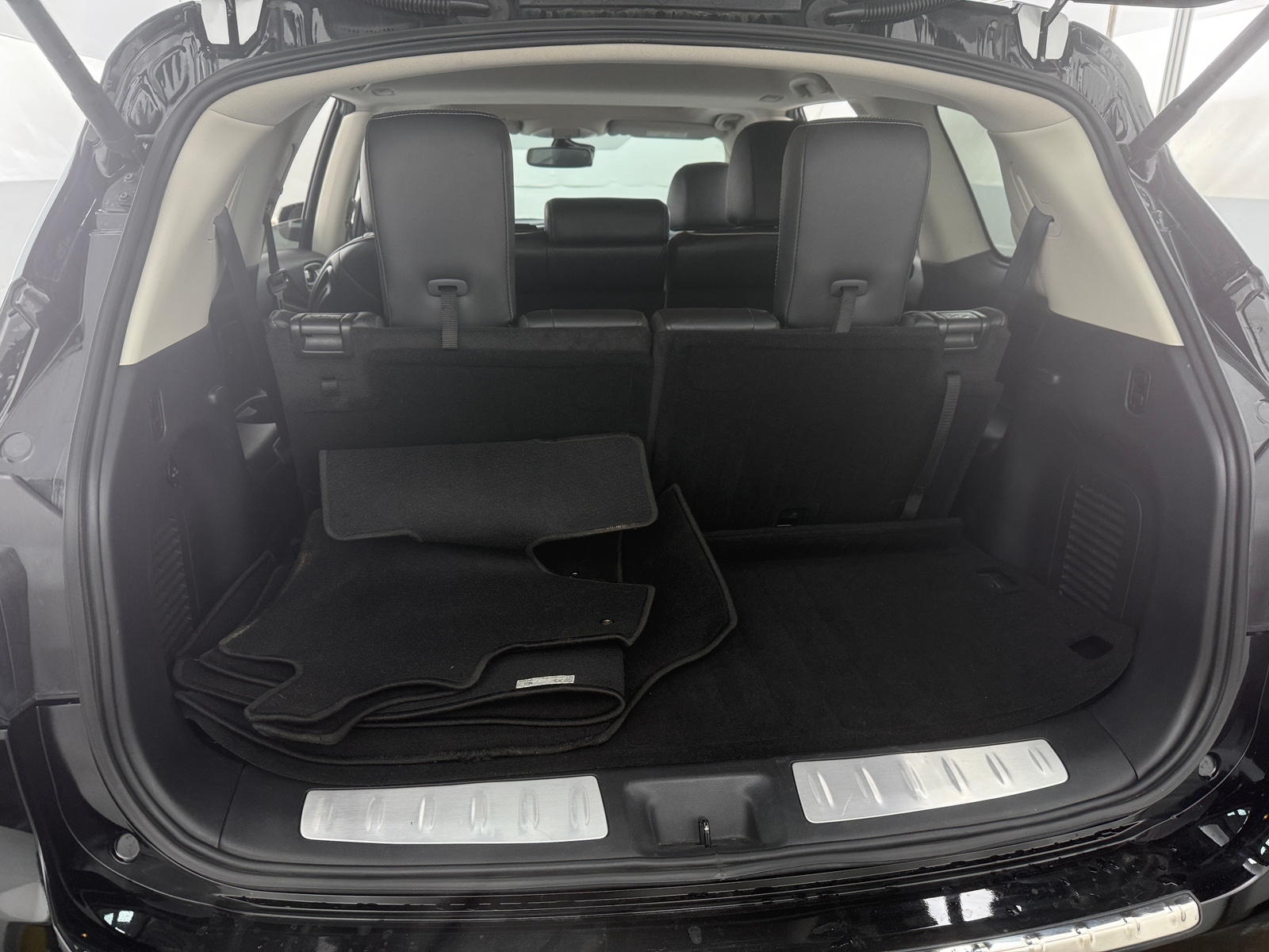 Thumbnail: 2020 INFINITI QX60 - 6