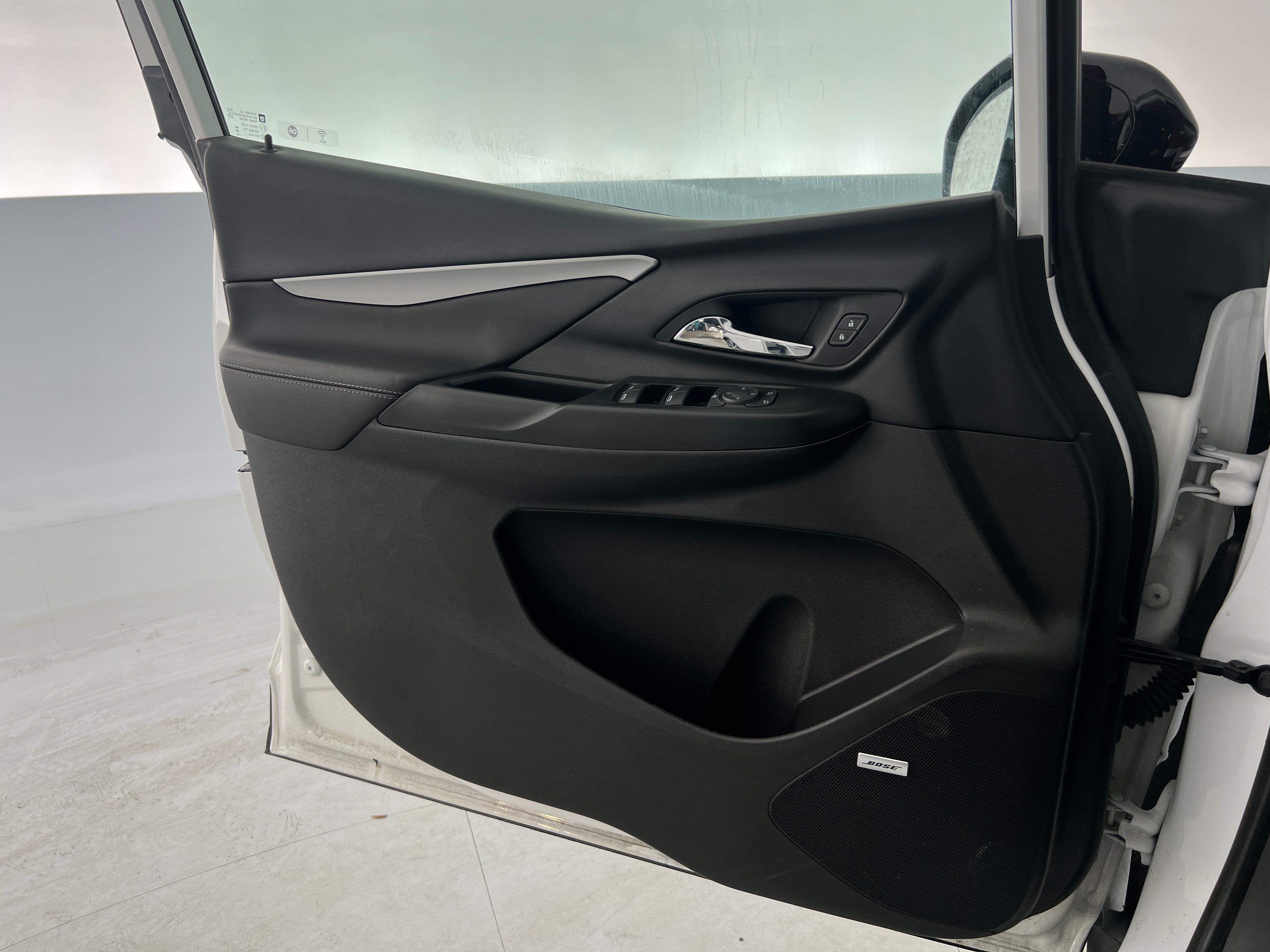 Used 2023 Chevrolet Bolt EV 2LT with VIN 1G1FX6S05P4151627 for sale in Auburn, WA