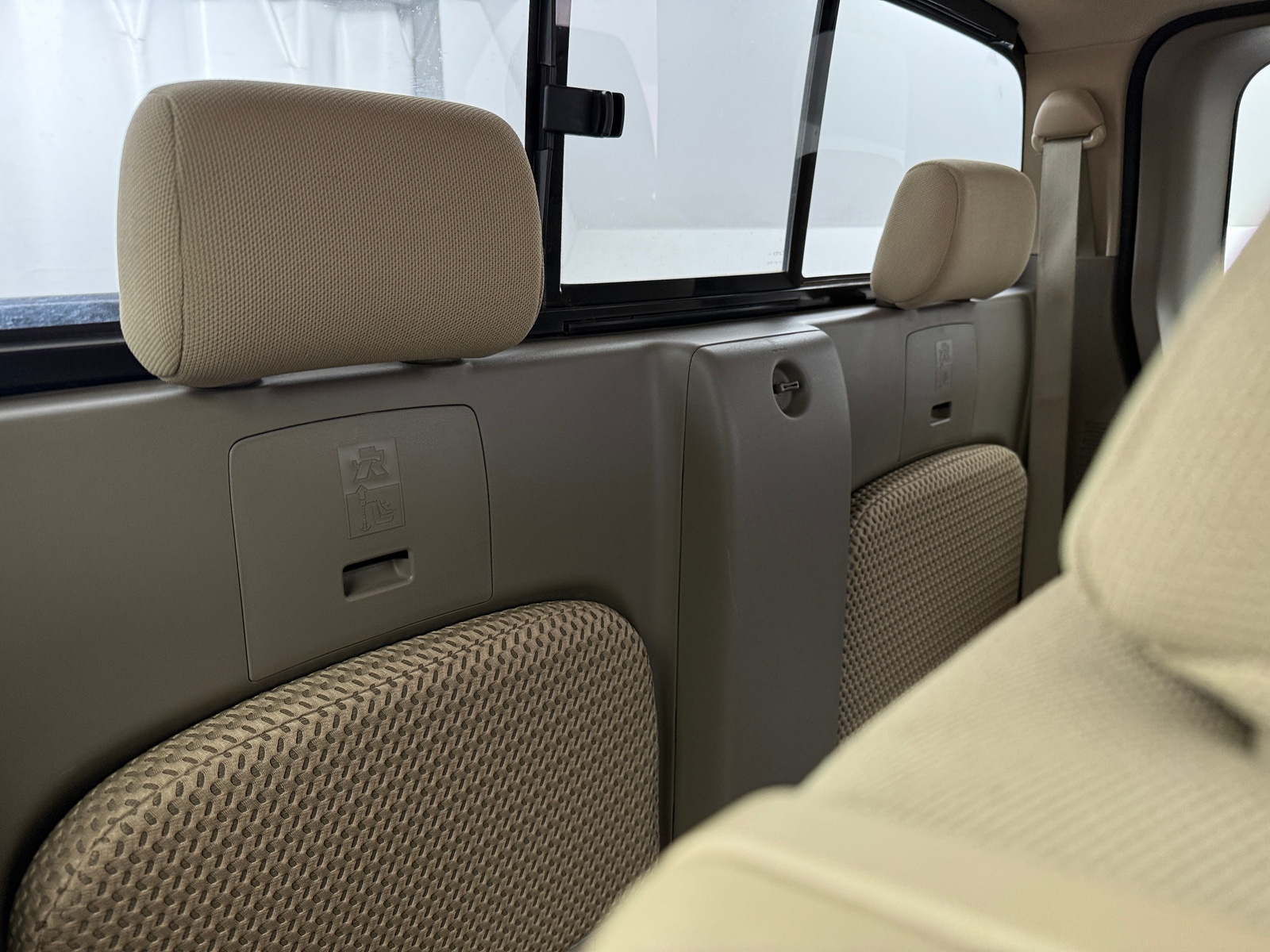 Thumbnail: 2012 Nissan Frontier - 6