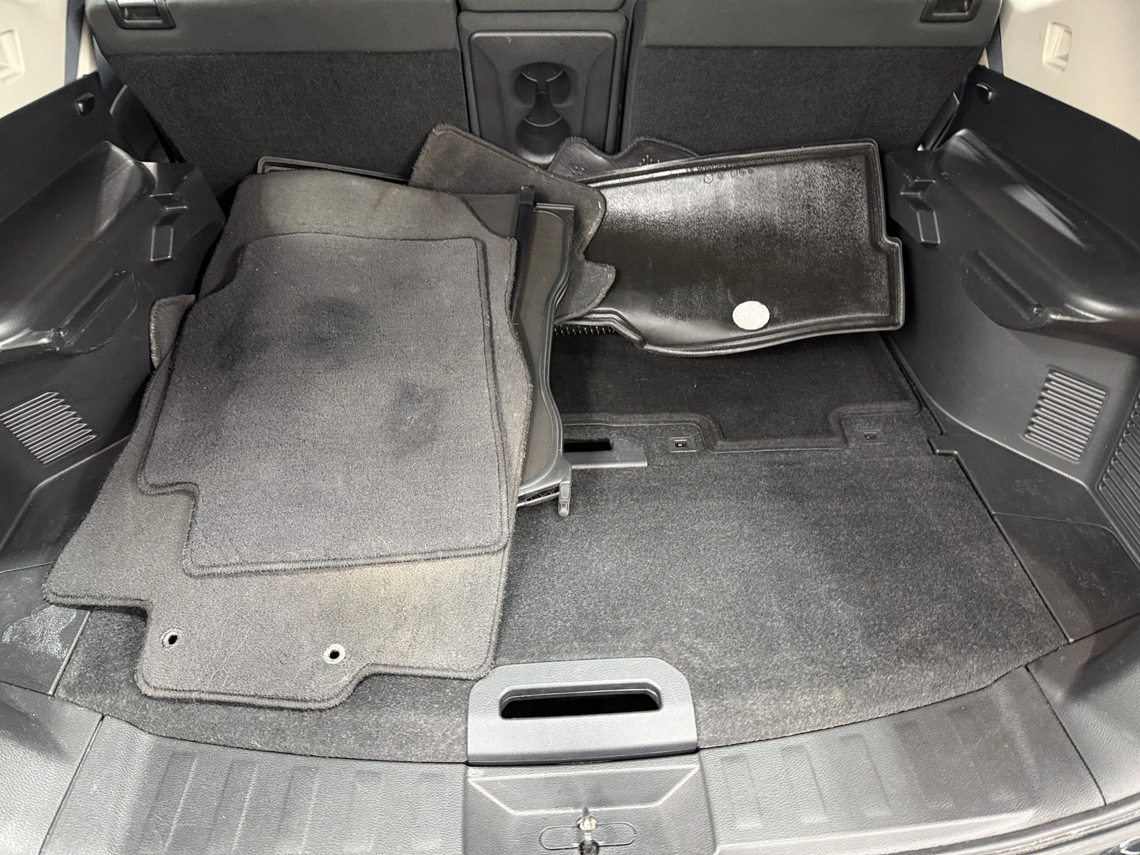 Thumbnail: 2016 Nissan Rogue - 7