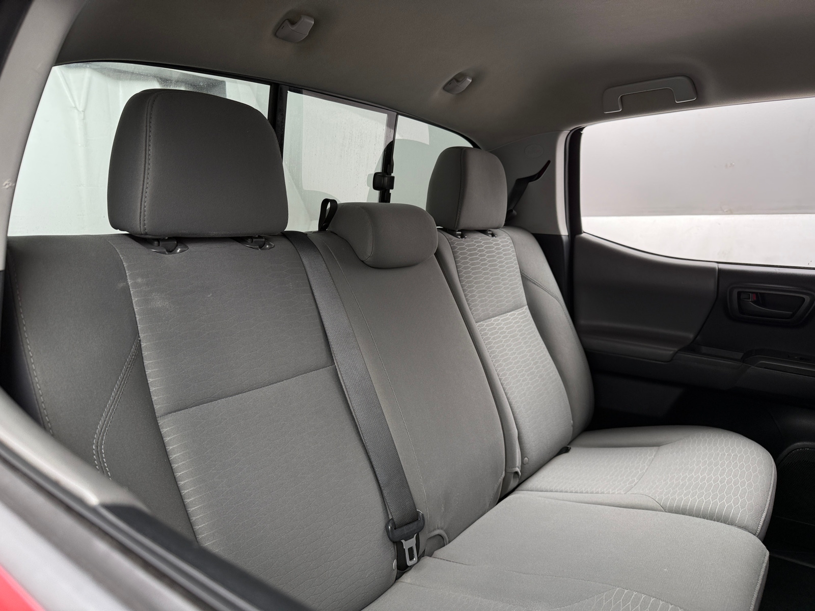 Thumbnail: 2017 Toyota Tacoma - 6