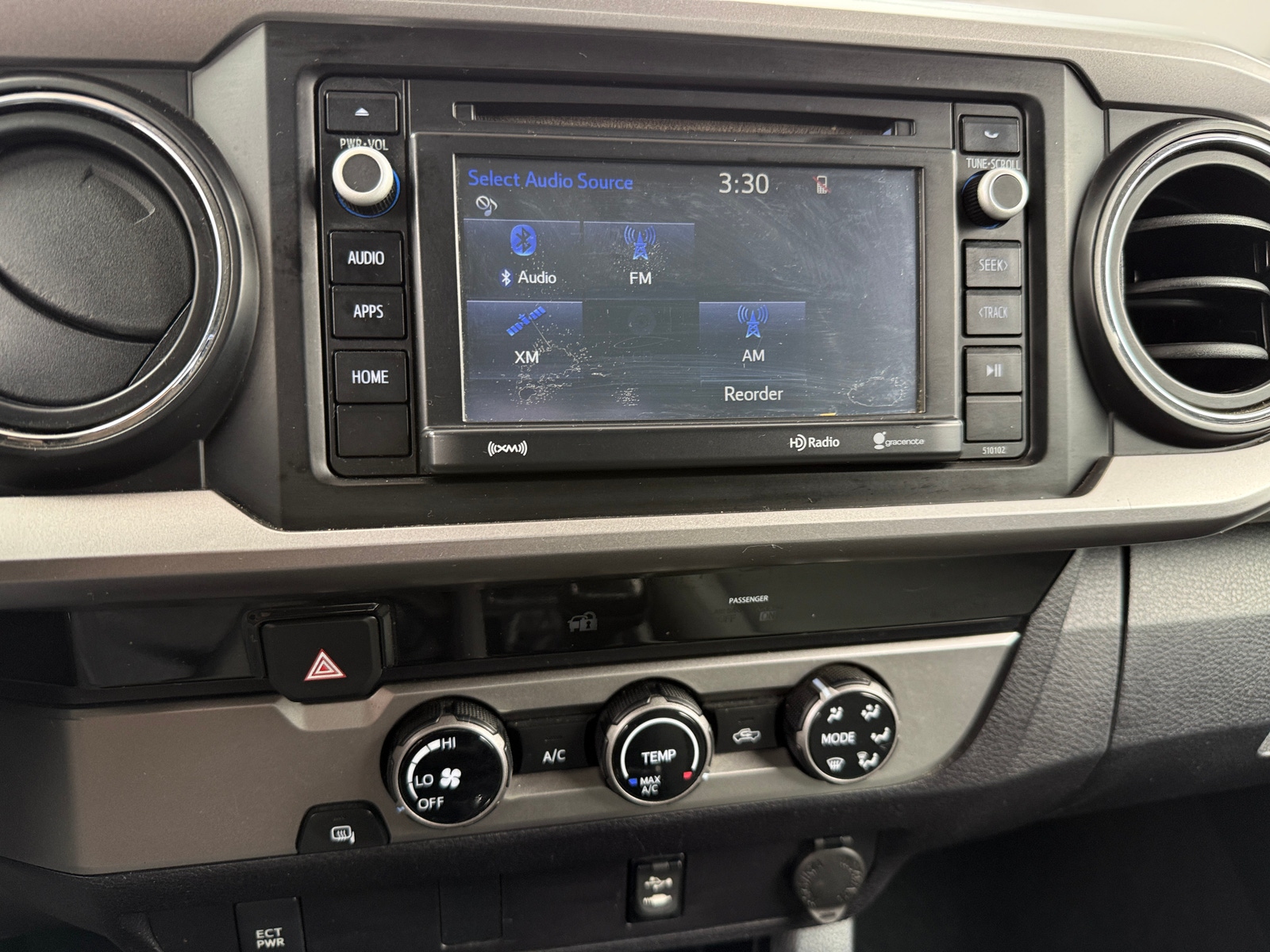 Thumbnail: 2017 Toyota Tacoma - 4