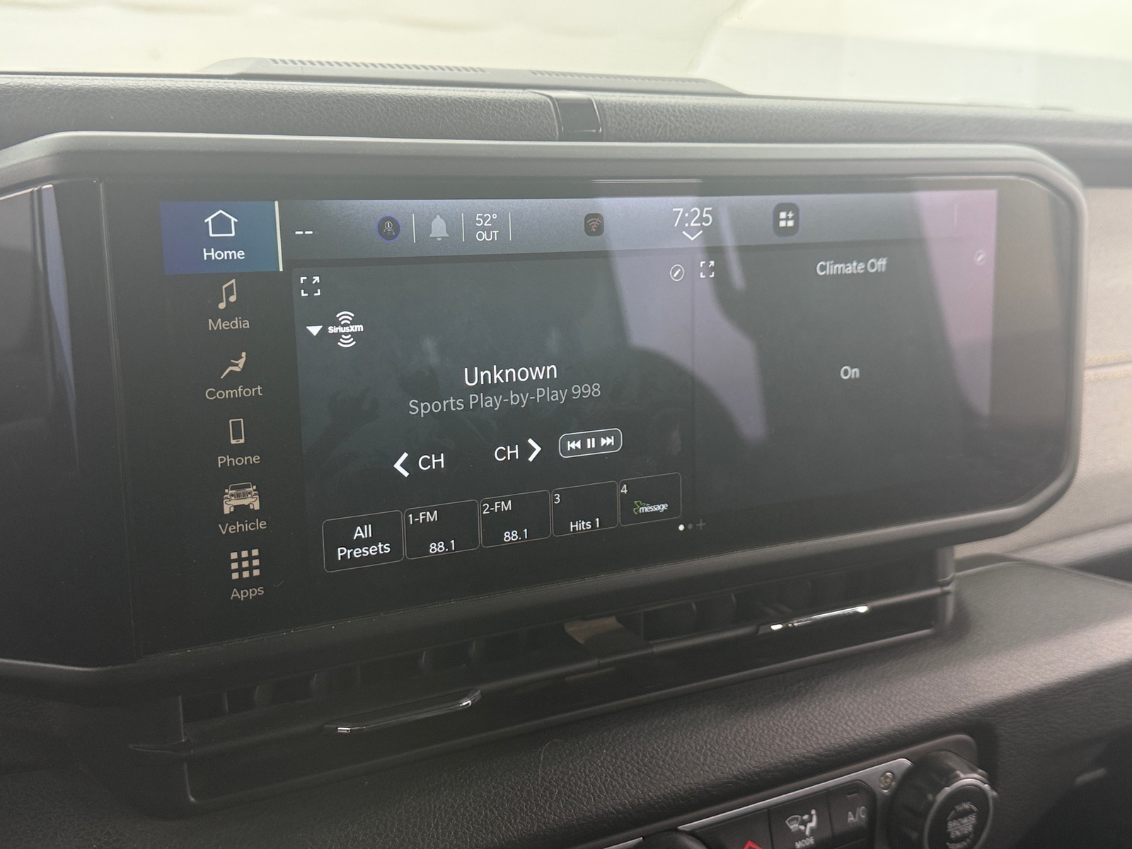 Thumbnail: 2024 Jeep Wrangler - 4