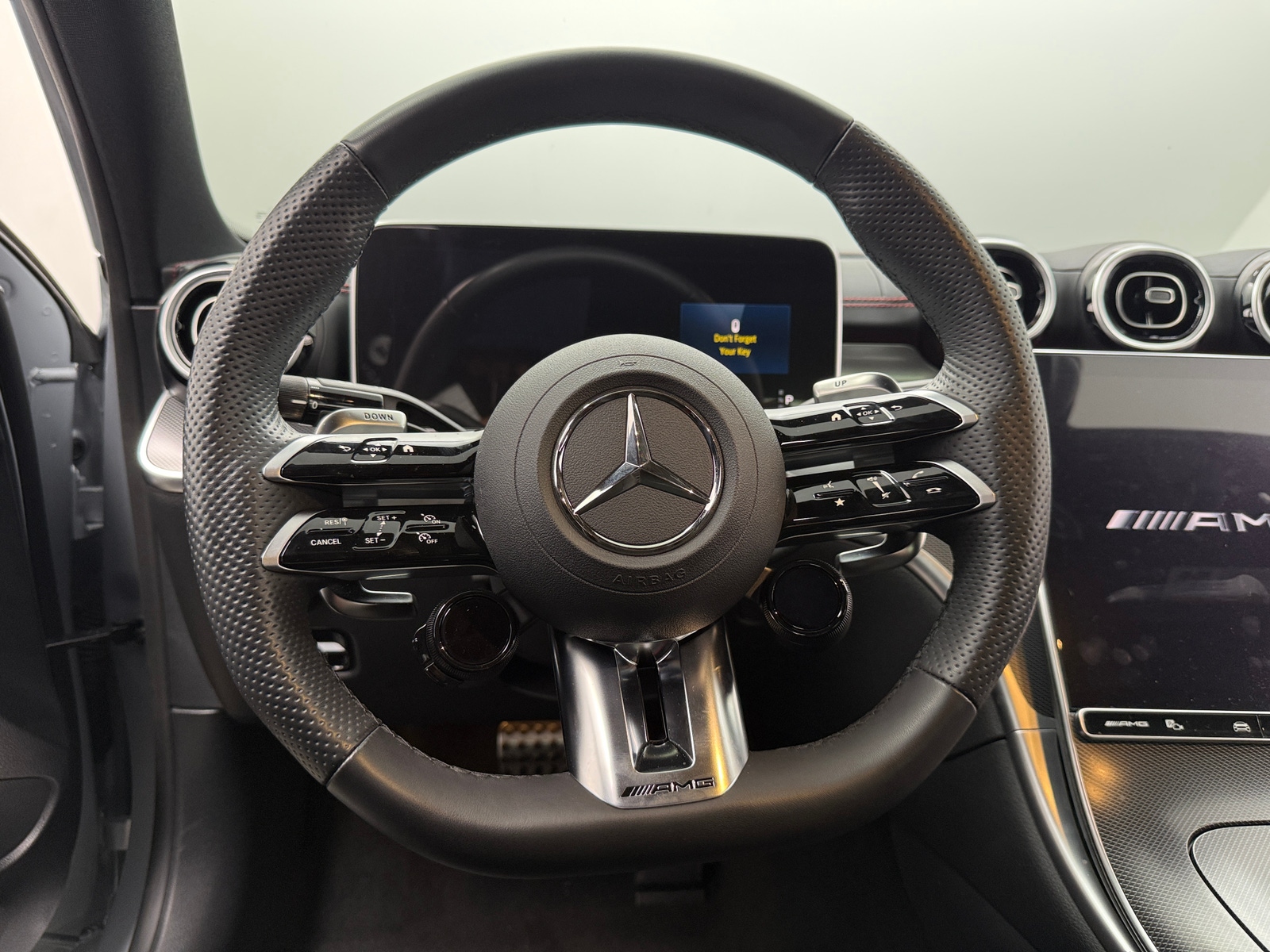 Thumbnail: 2025 Mercedes-Benz C-Class - 4