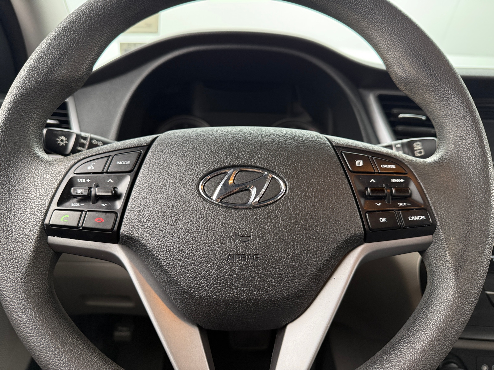 Thumbnail: 2017 Hyundai Tucson - 5