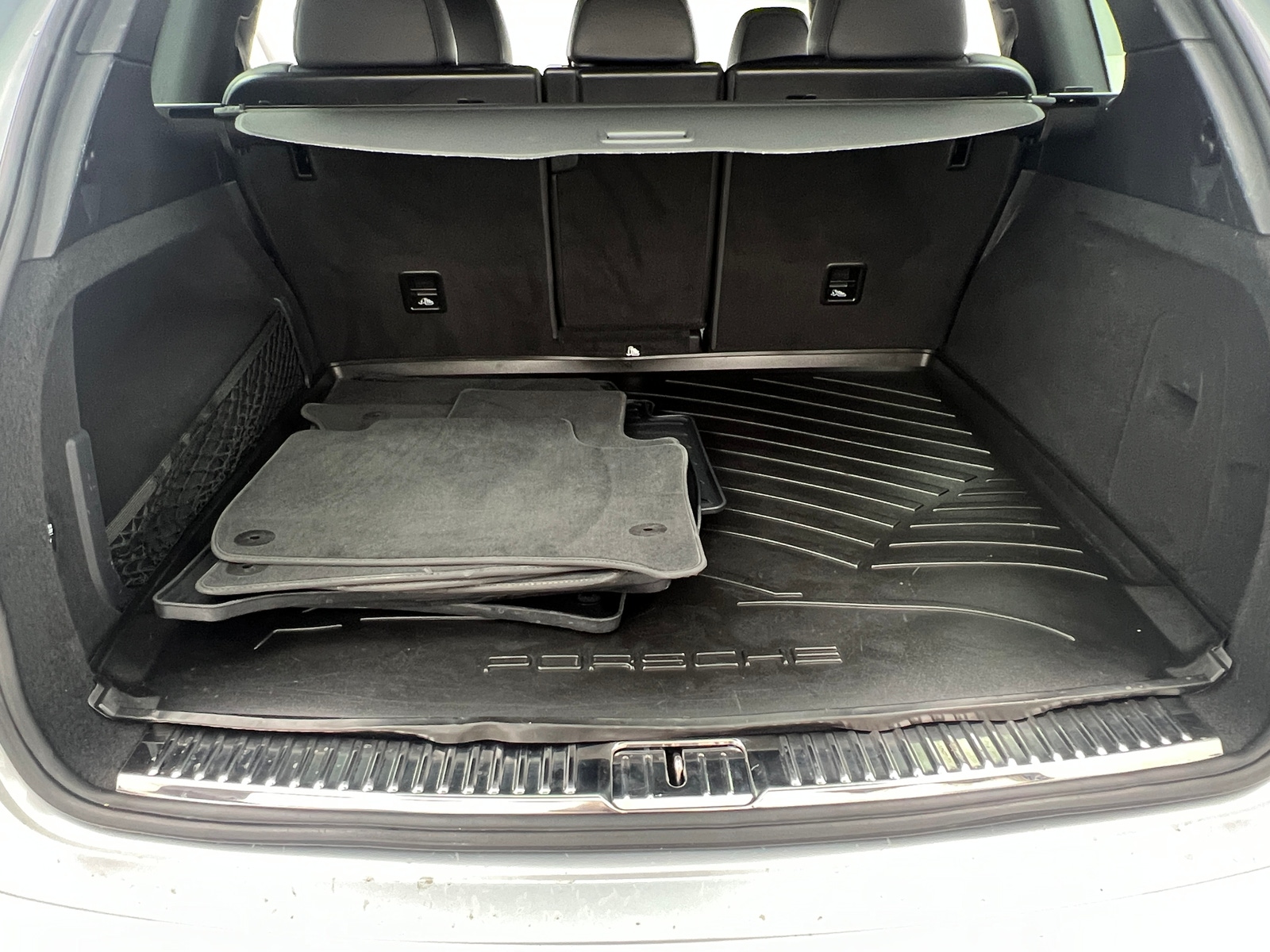 Thumbnail: 2017 Porsche Cayenne - 6