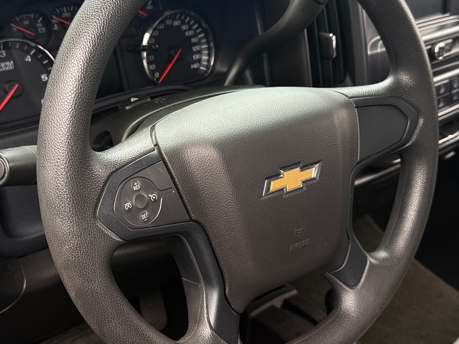 Thumbnail: 2018 Chevrolet Silverado 1500 - 5