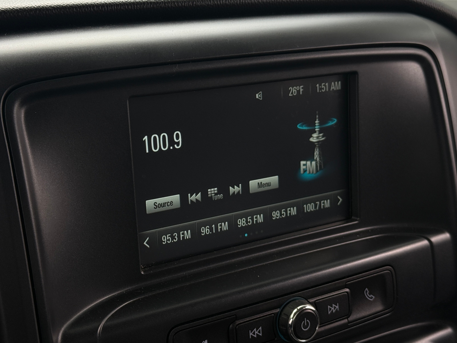 Thumbnail: 2018 Chevrolet Silverado 1500 - 4