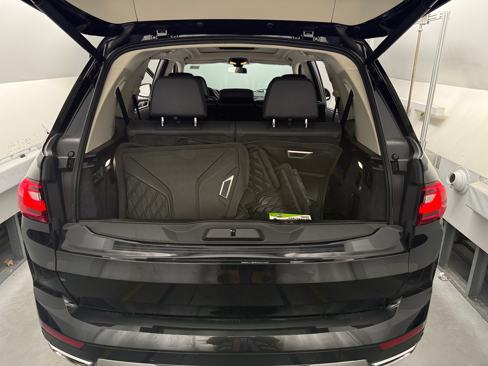 Thumbnail: 2020 BMW X7 - 6