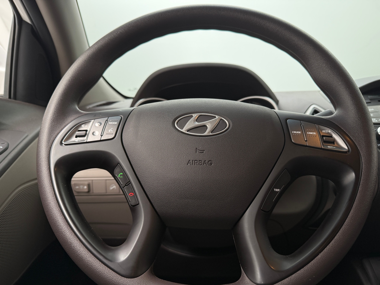 Thumbnail: 2014 Hyundai Tucson - 5