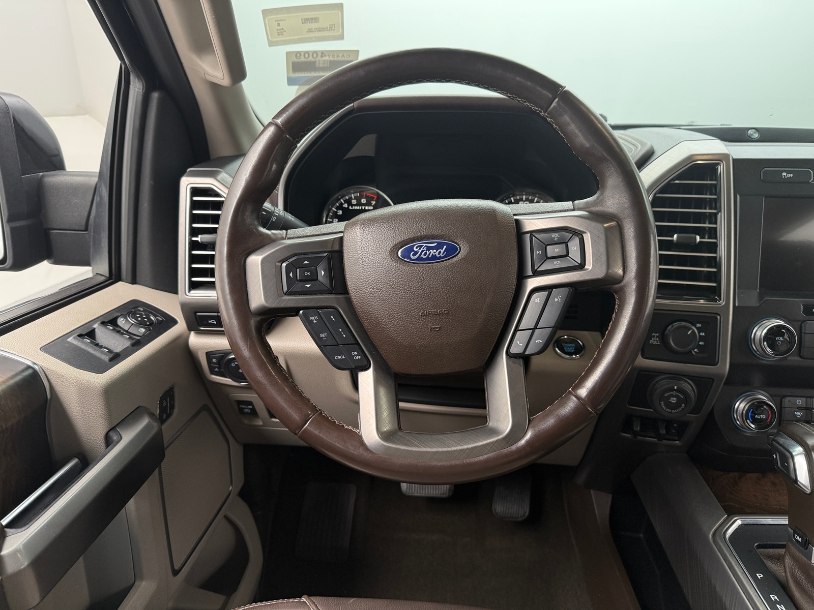 Thumbnail: 2019 Ford Econoline - 4