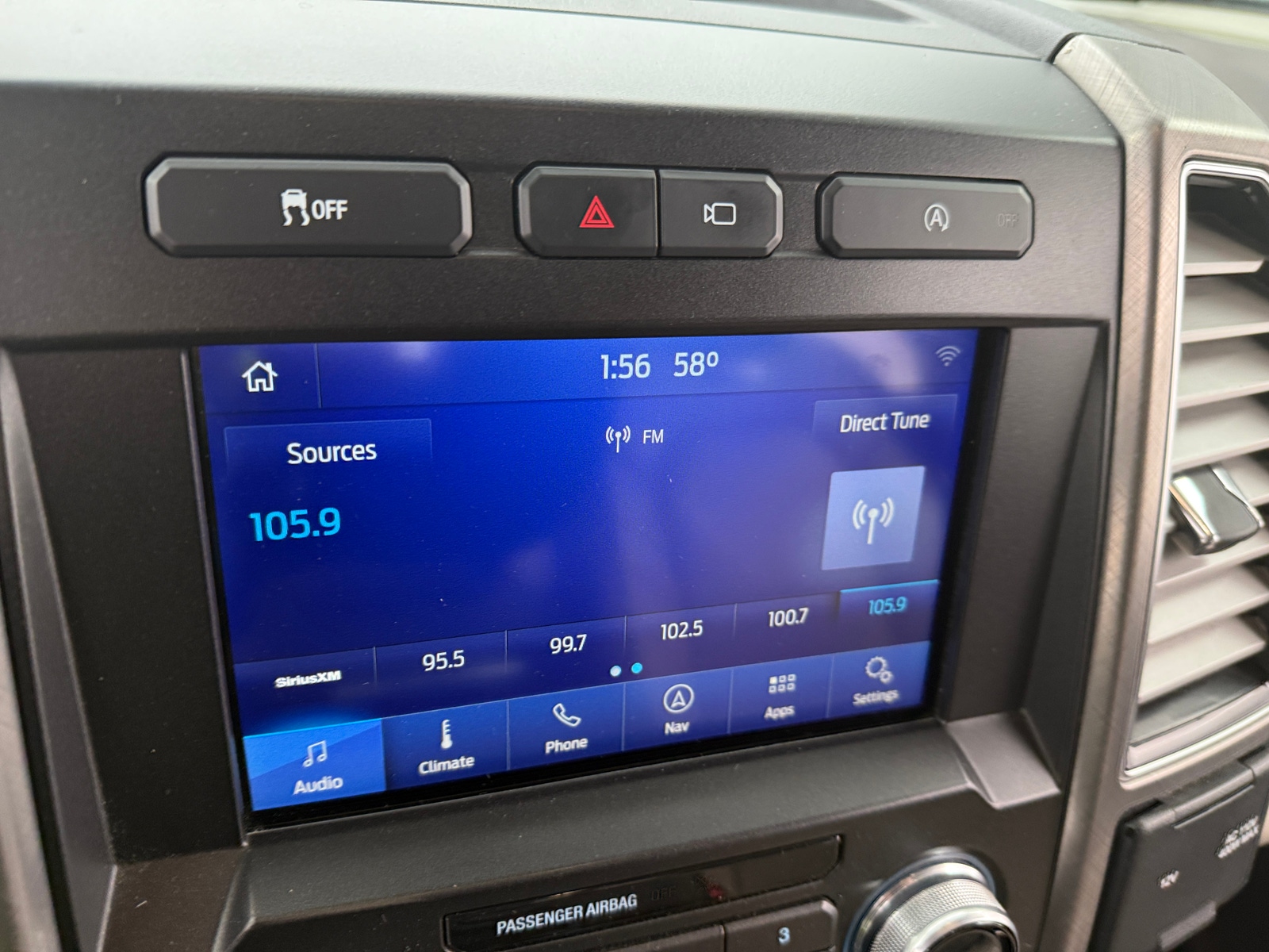 Thumbnail: 2019 Ford Econoline - 3