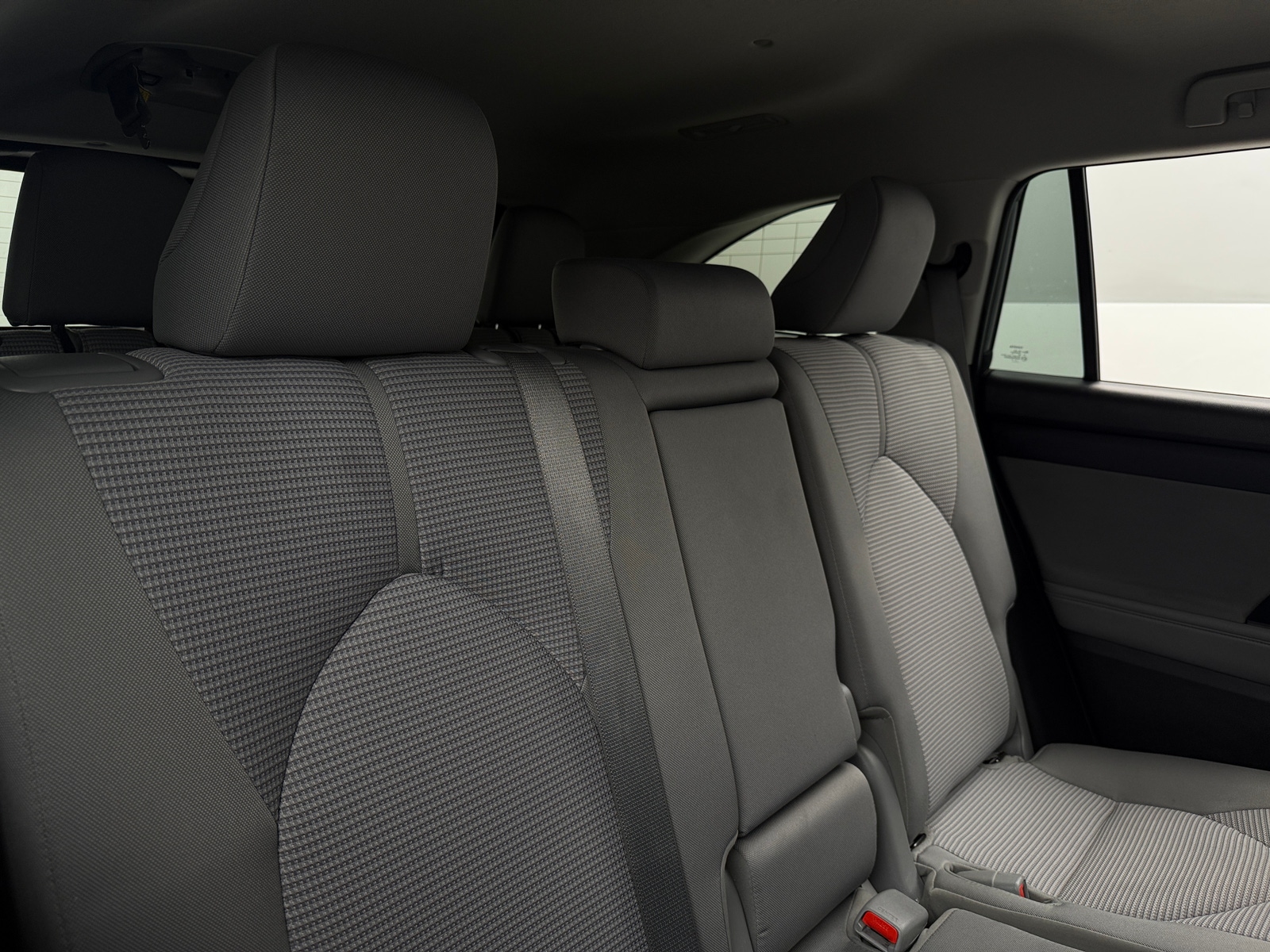 Thumbnail: 2022 Toyota Highlander - 6