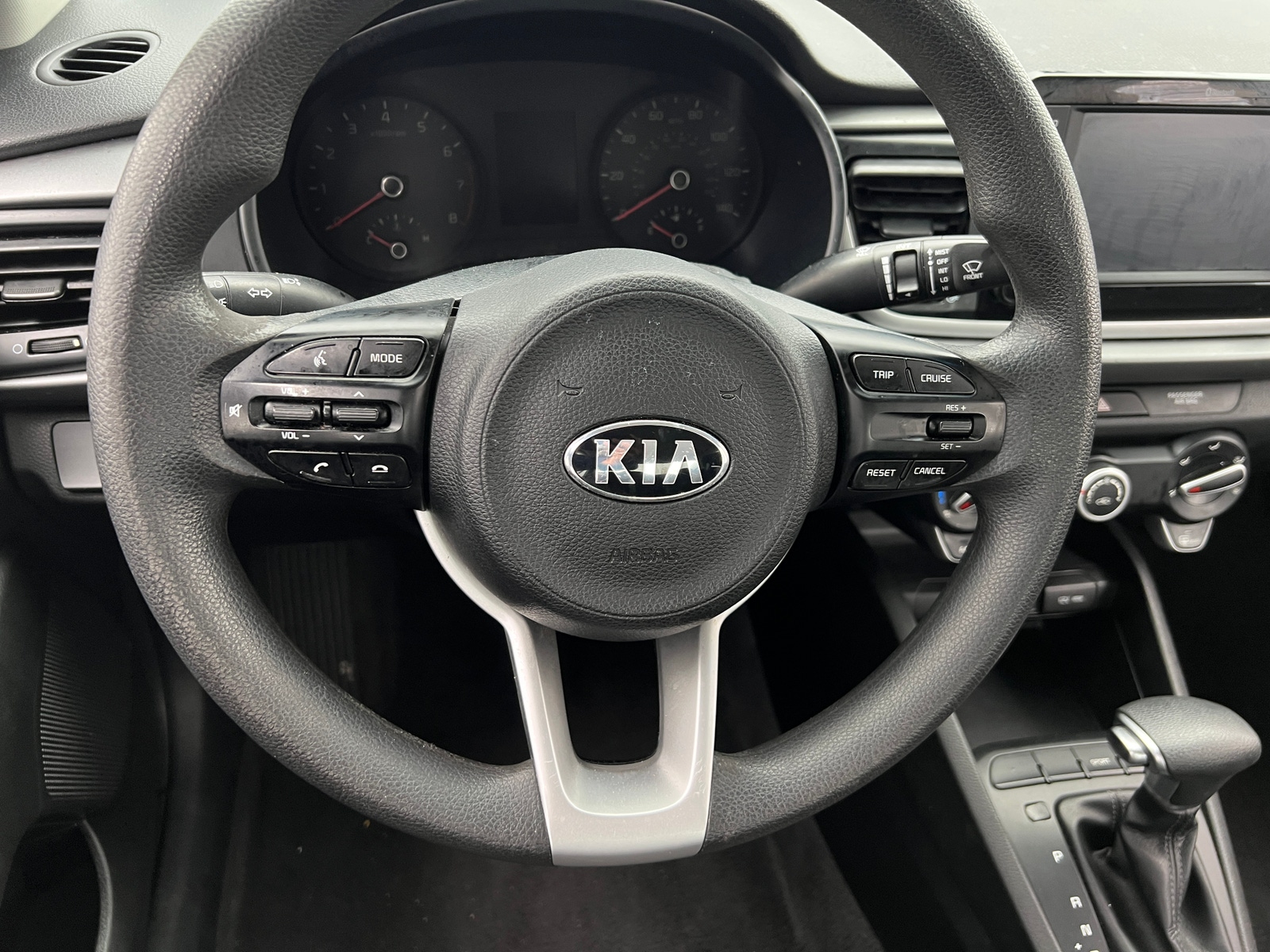 Thumbnail: 2019 Kia Rio - 5