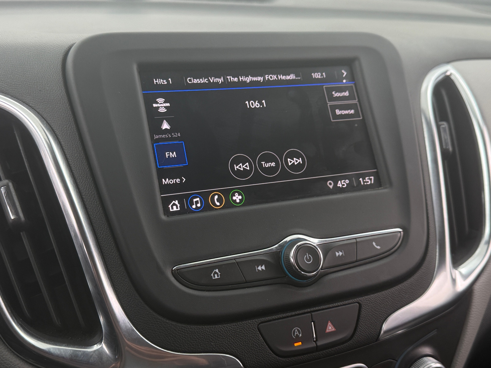 Thumbnail: 2024 Chevrolet Equinox - 4