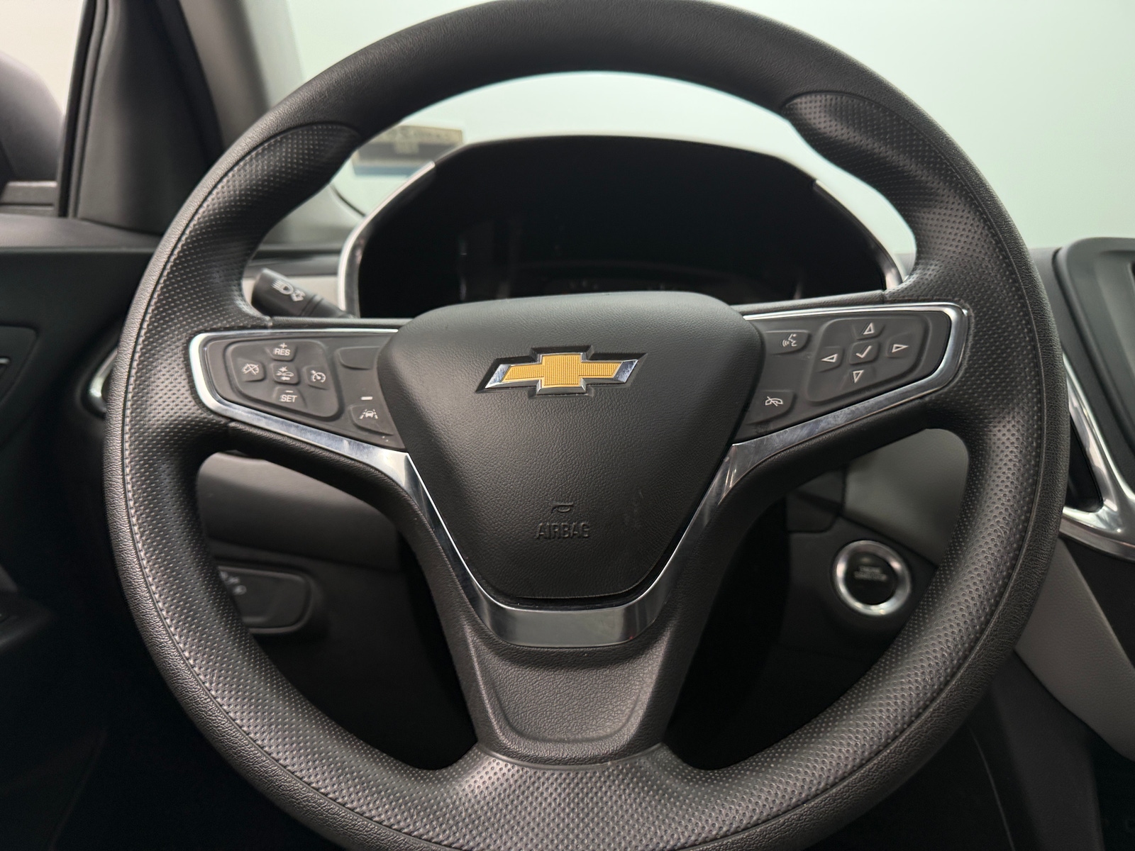 Thumbnail: 2021 Chevrolet Equinox - 5