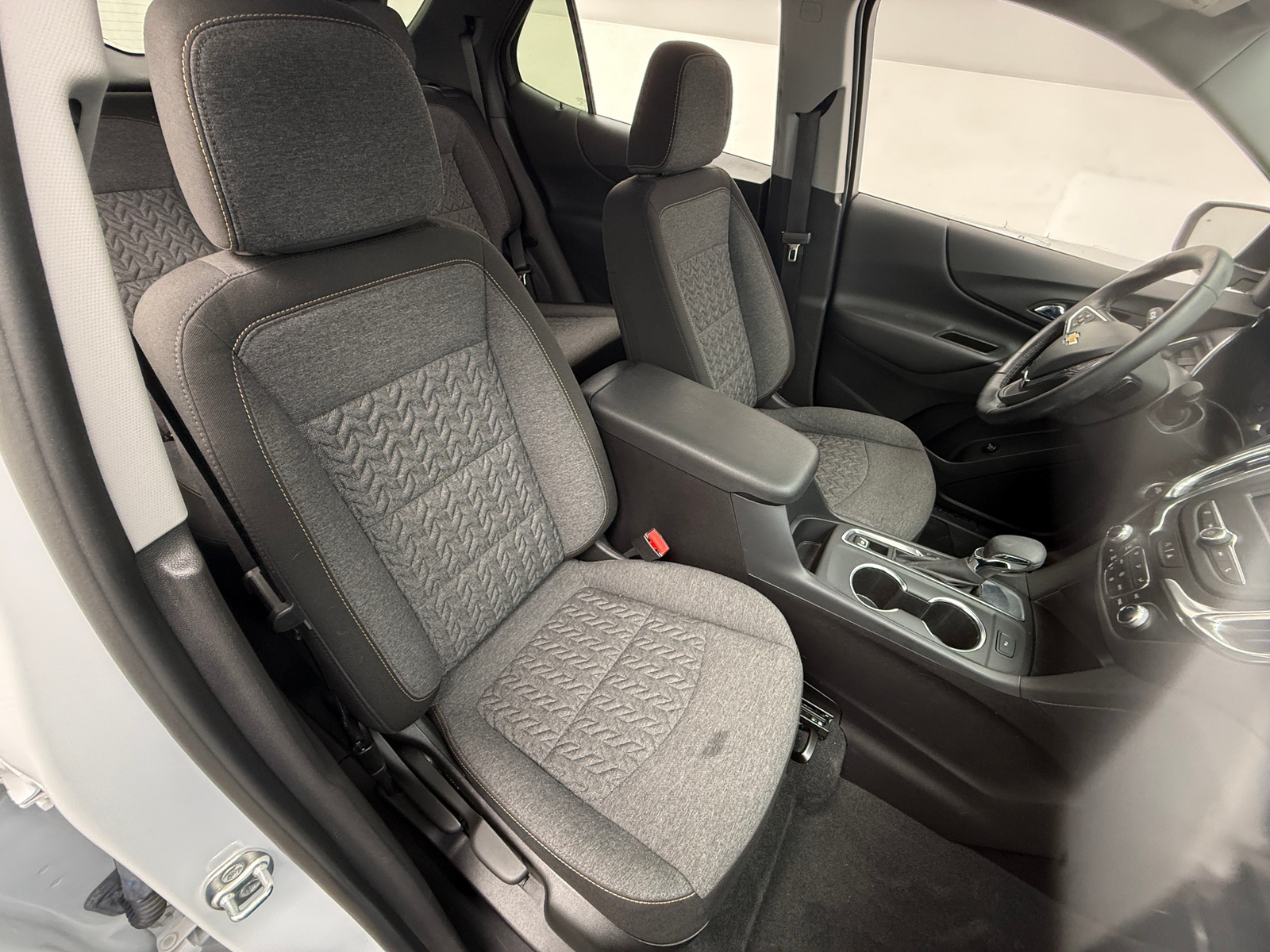 Thumbnail: 2024 Chevrolet Equinox - 2