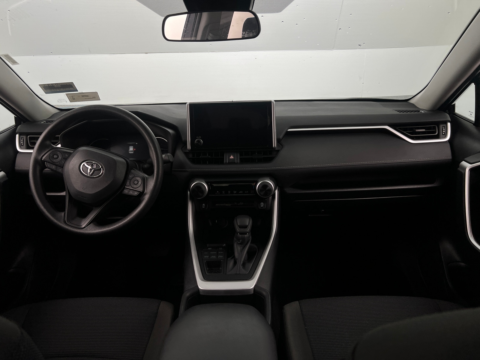 Thumbnail: 2025 Toyota RAV4 - 3