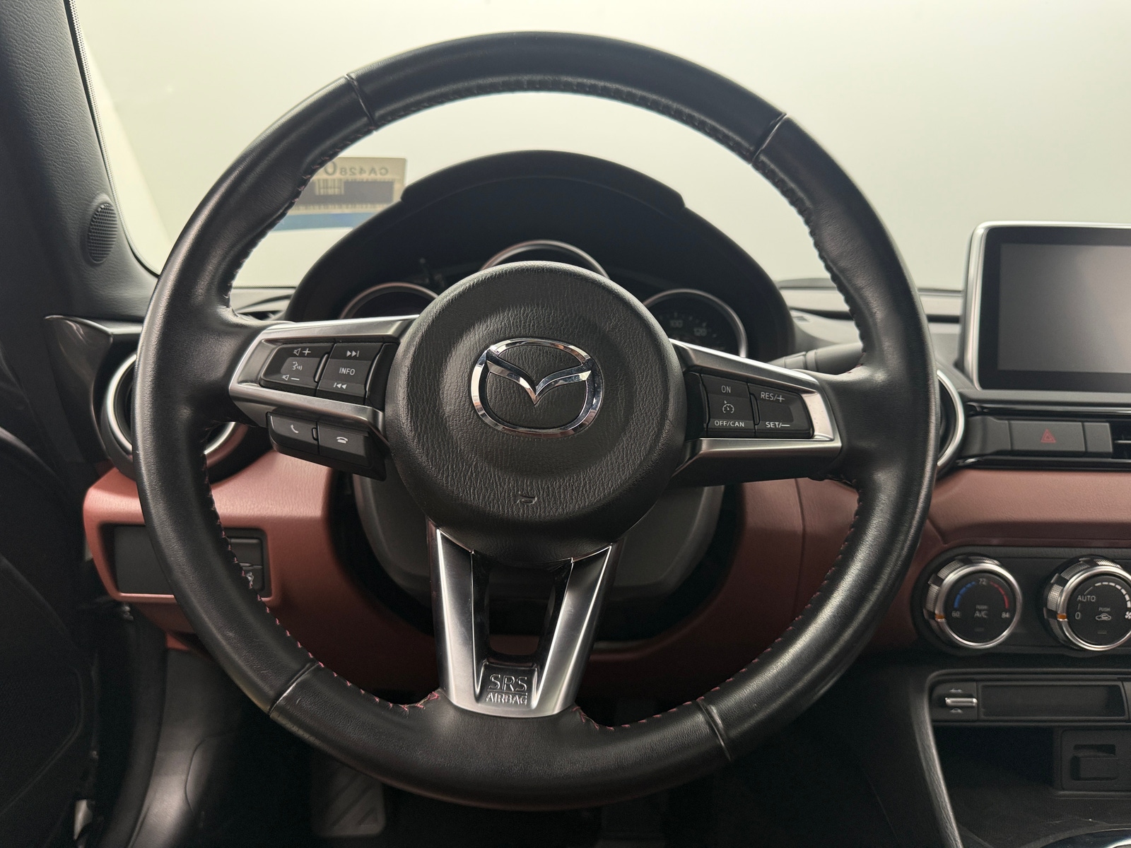 Thumbnail: 2017 Mazda MX-5 Miata - 3