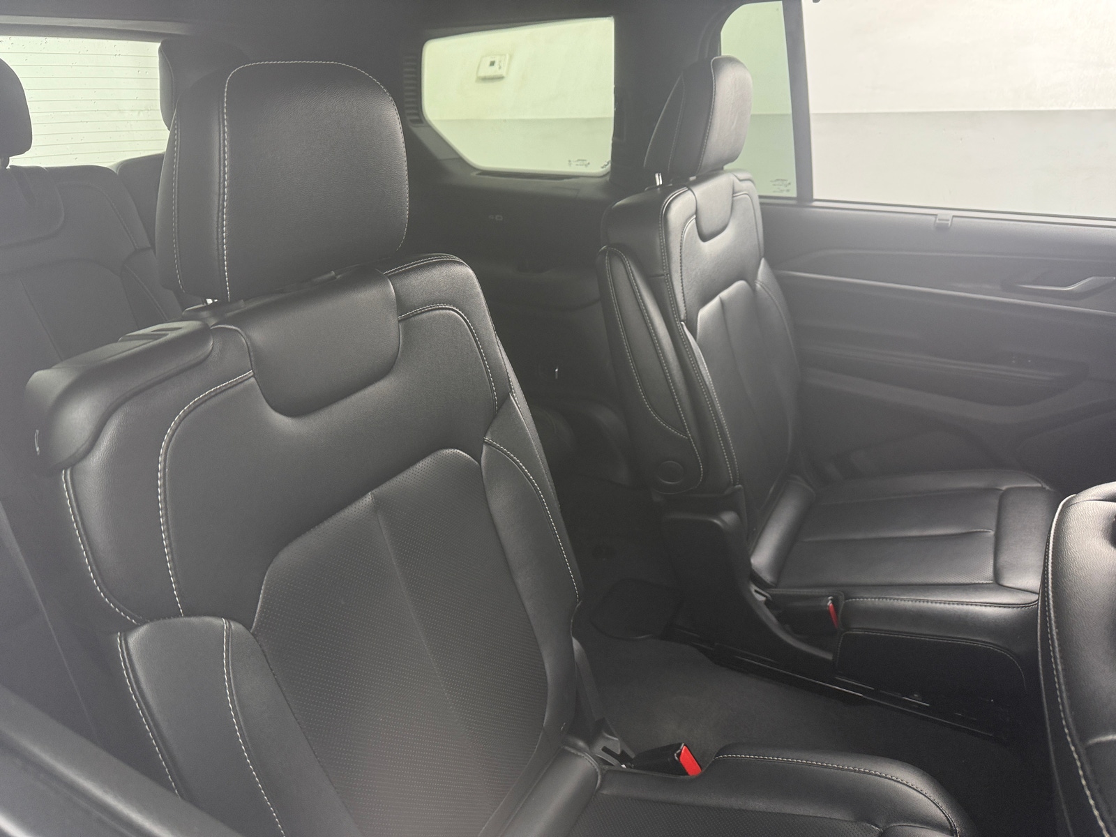 Thumbnail: 2024 Jeep Grand Cherokee L - 6