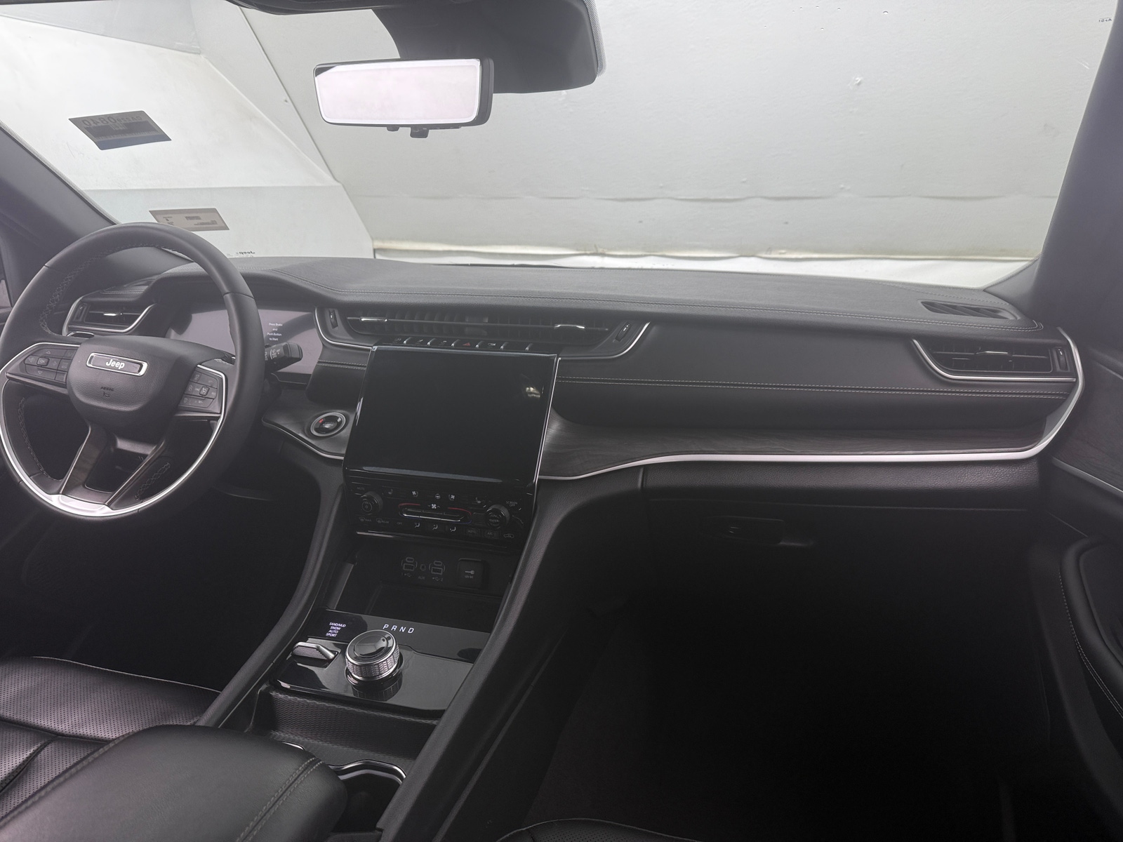 Thumbnail: 2024 Jeep Grand Cherokee L - 3