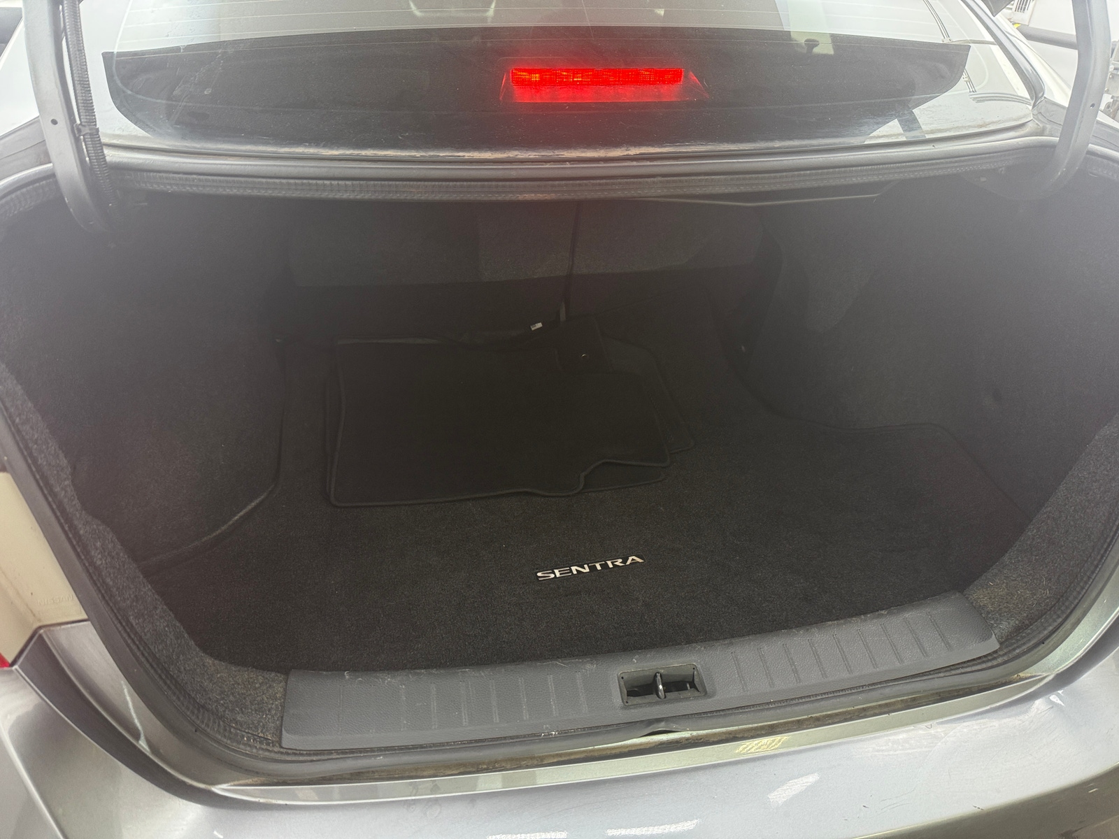 Thumbnail: 2017 Nissan Sentra - 7