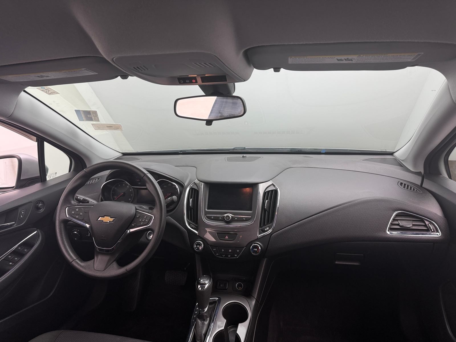 Thumbnail: 2019 Chevrolet Cruze - 3