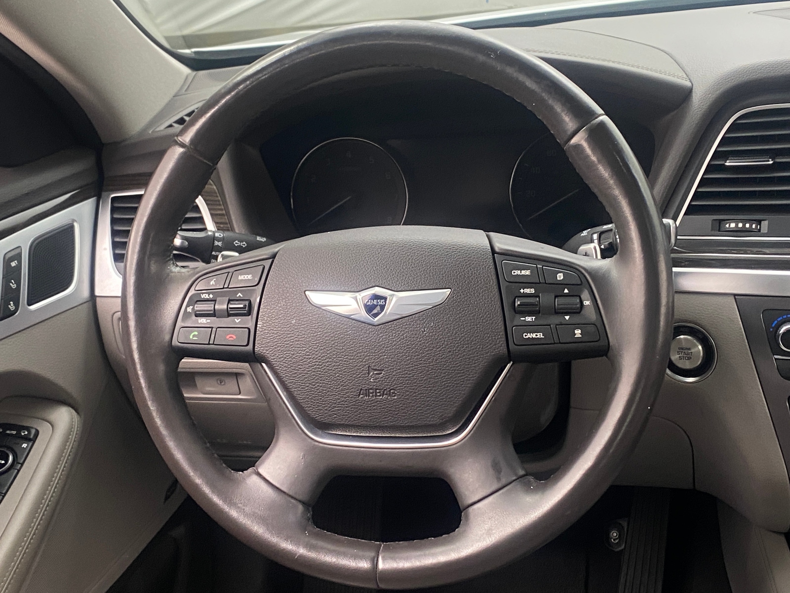 Thumbnail: 2015 Hyundai Genesis - 4