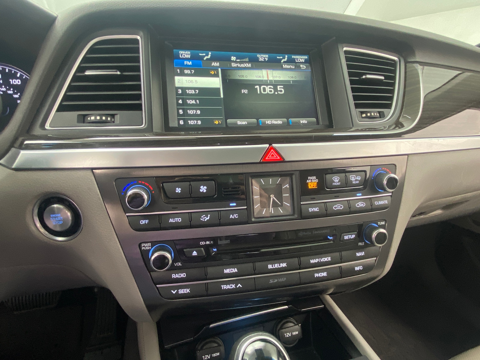 Thumbnail: 2015 Hyundai Genesis - 3