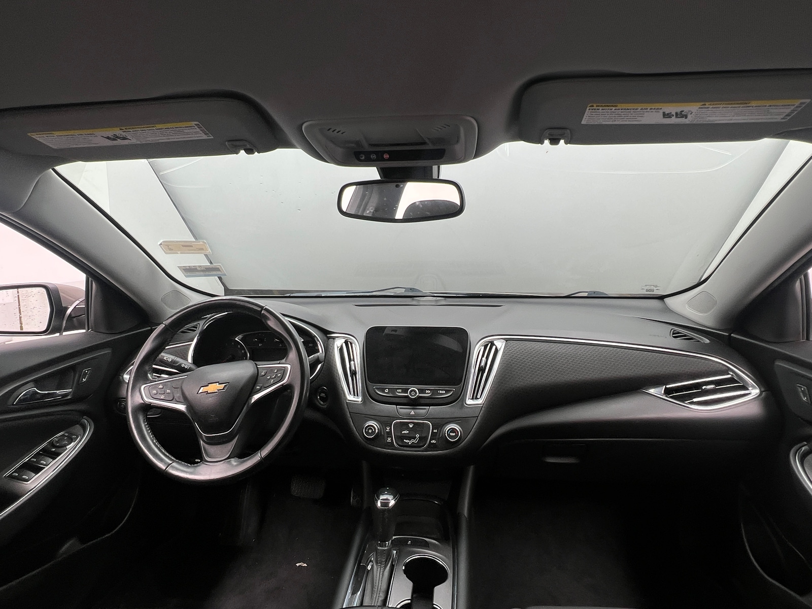 Thumbnail: 2018 Chevrolet Malibu - 3