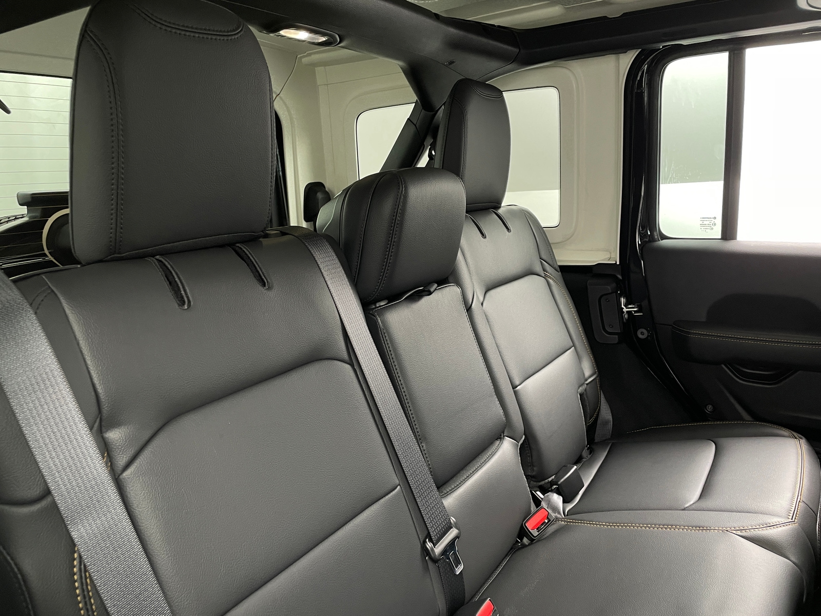 Thumbnail: 2026 Jeep Wrangler - 5