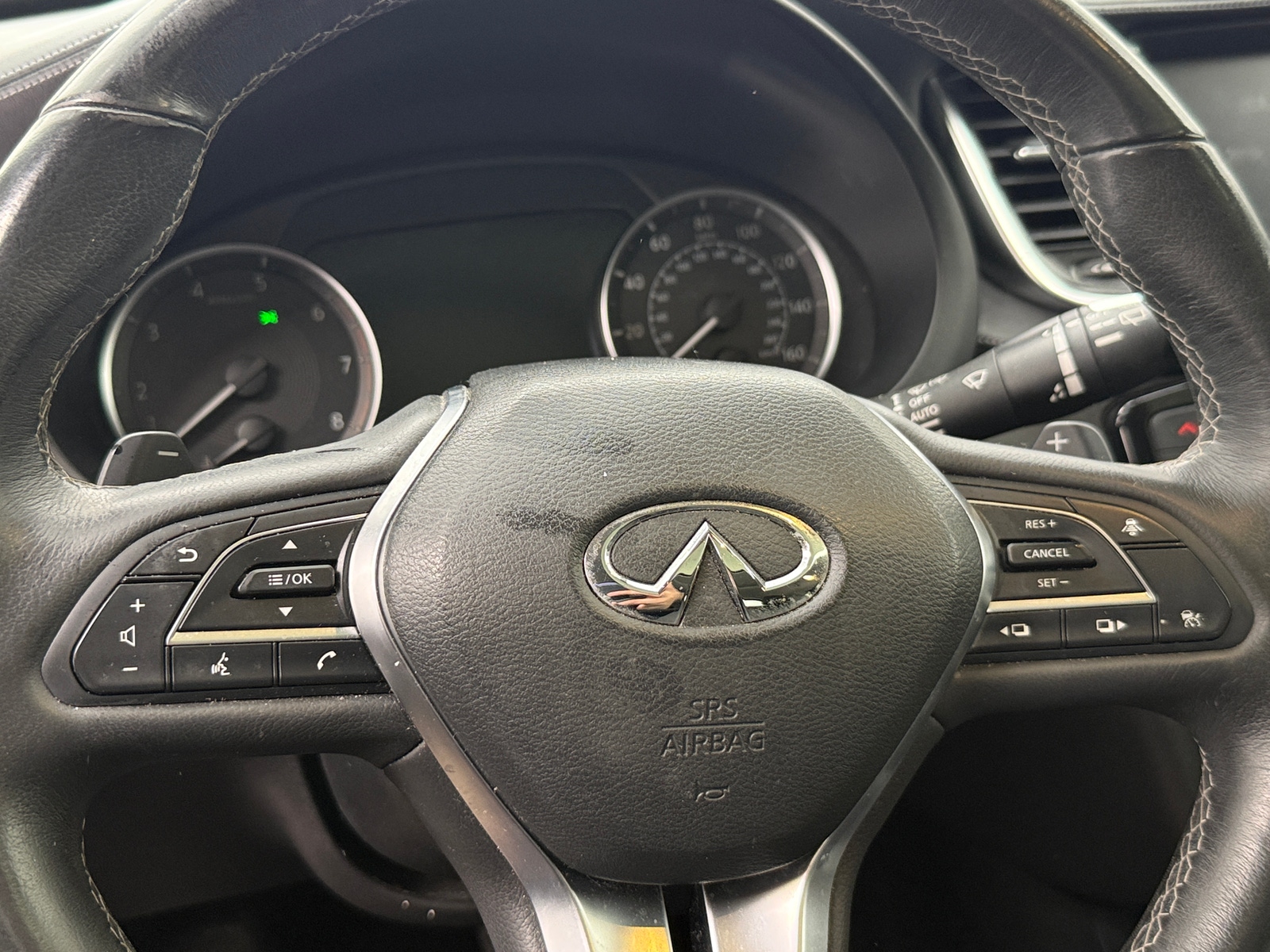 Thumbnail: 2019 INFINITI QX50 - 4