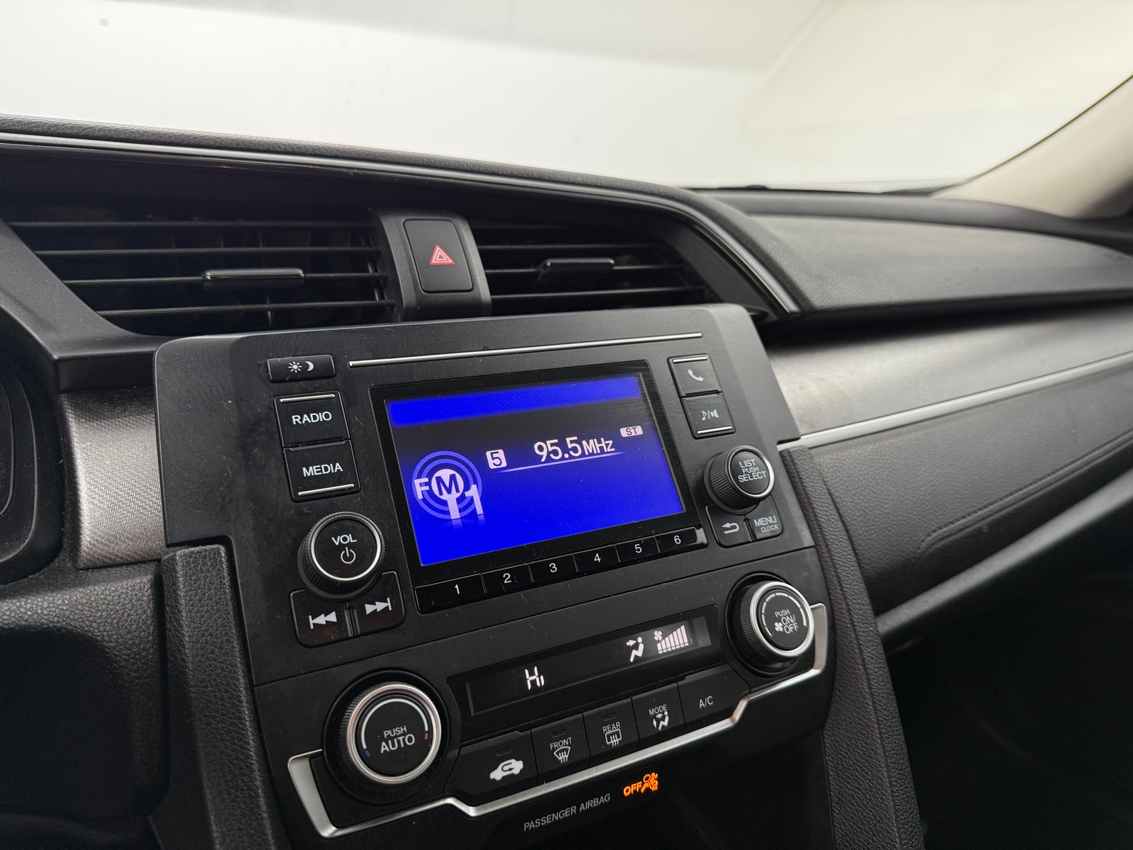 Thumbnail: 2018 Honda Civic - 4