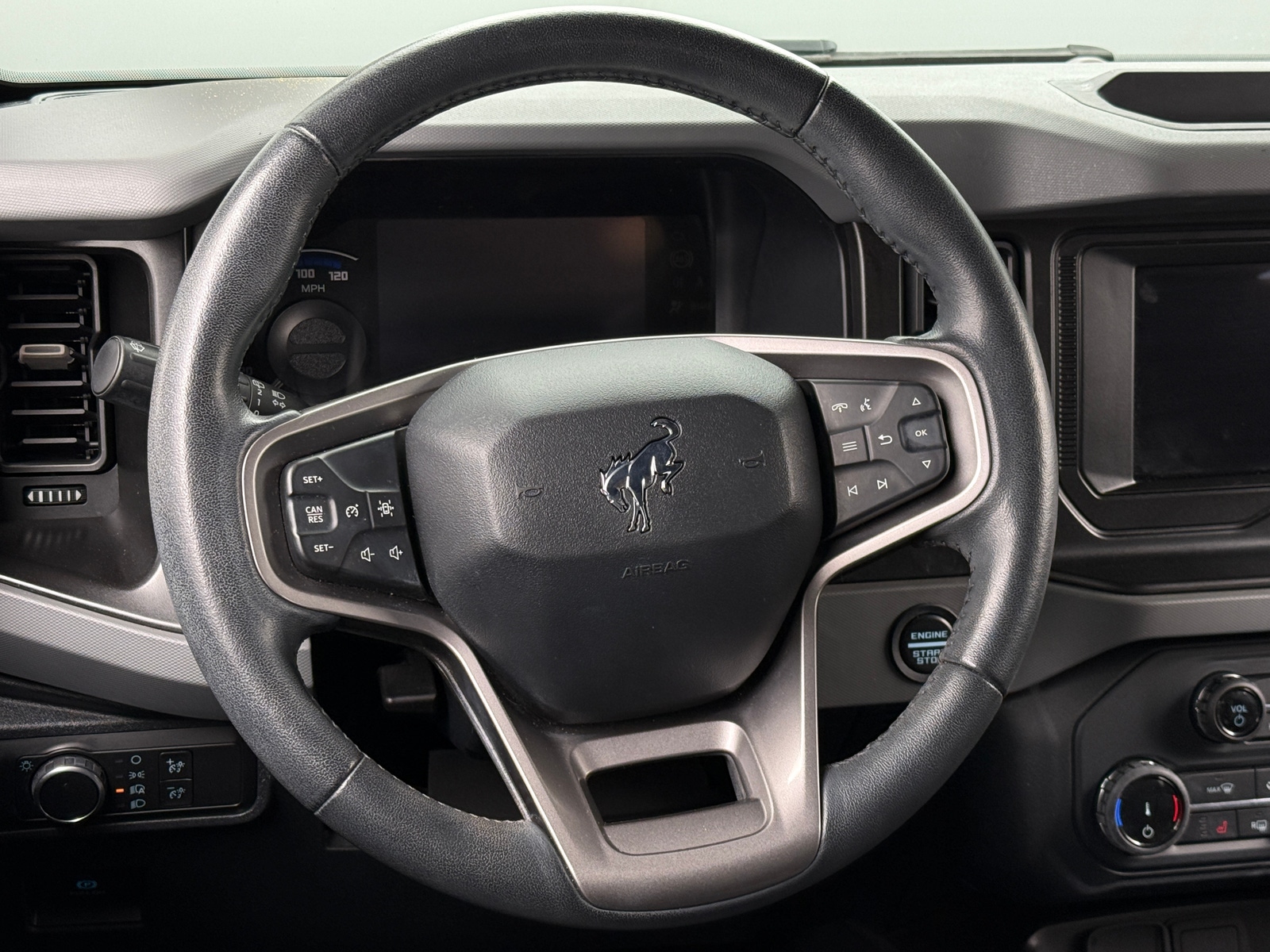 Thumbnail: 2022 Ford Bronco - 5