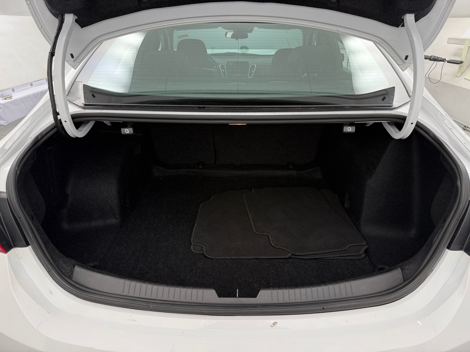 Thumbnail: 2024 Chevrolet Malibu - 7