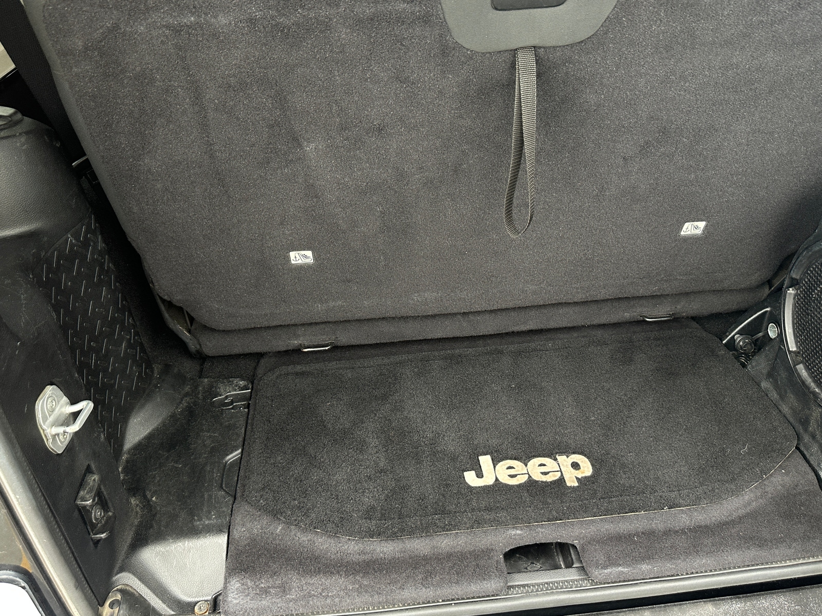 Thumbnail: 2012 Jeep Wrangler - 7