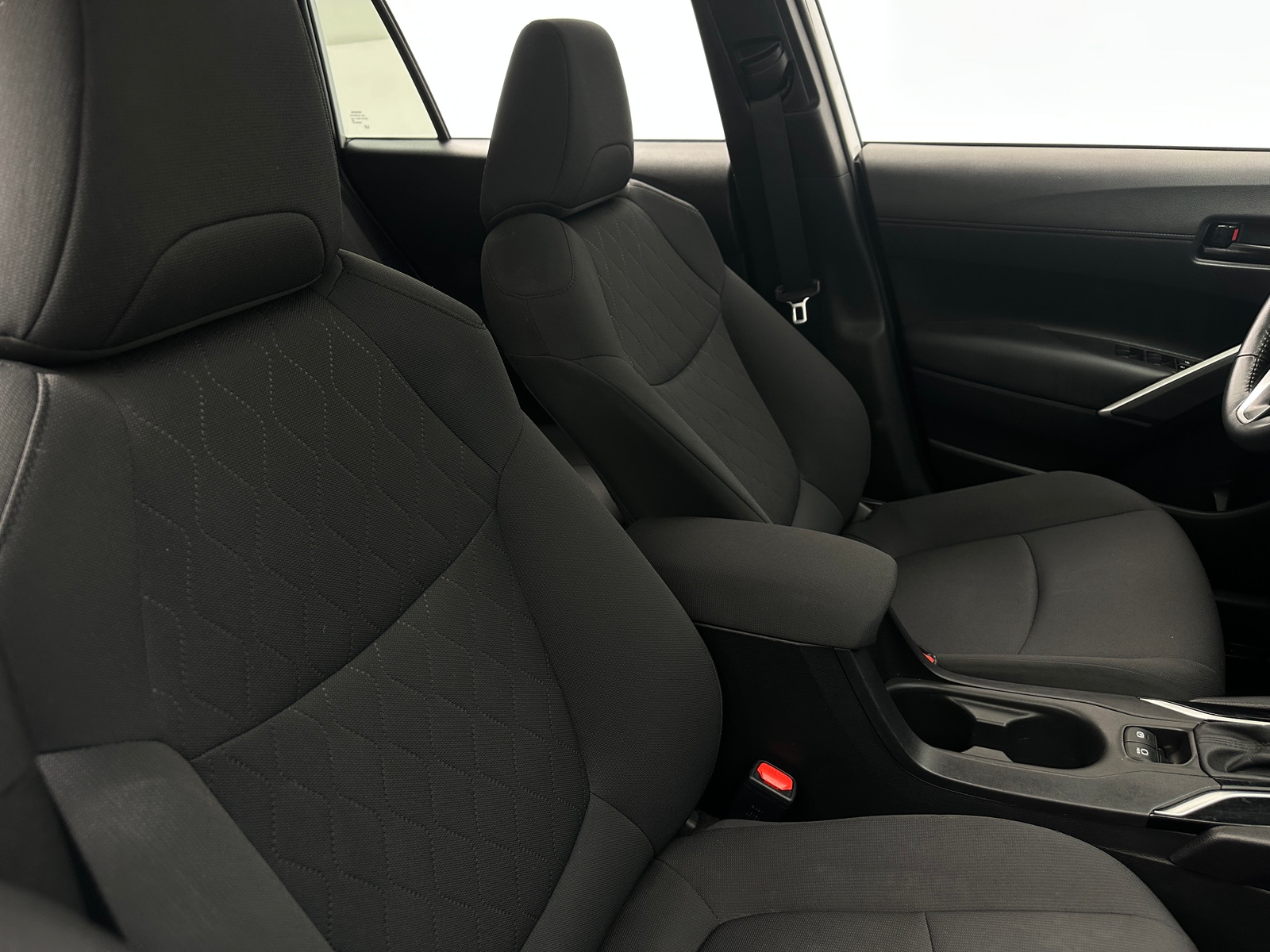 Thumbnail: 2022 Toyota Corolla Cross - 2