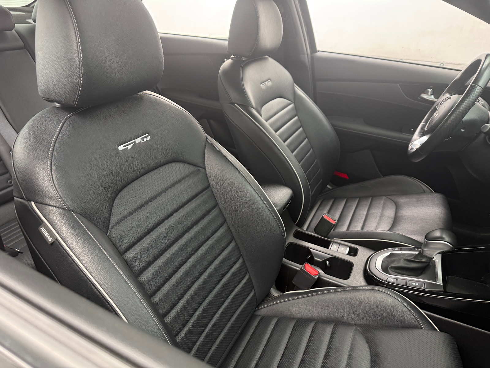 Thumbnail: 2023 Kia Forte - 2