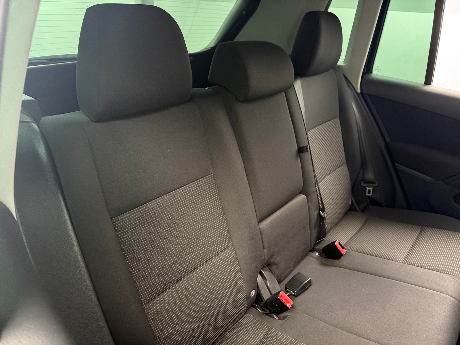 Thumbnail: 2013 Volkswagen Tiguan - 6