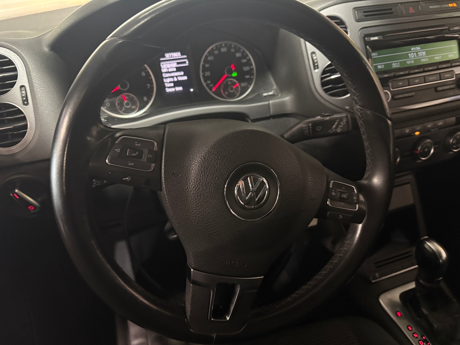Thumbnail: 2013 Volkswagen Tiguan - 5