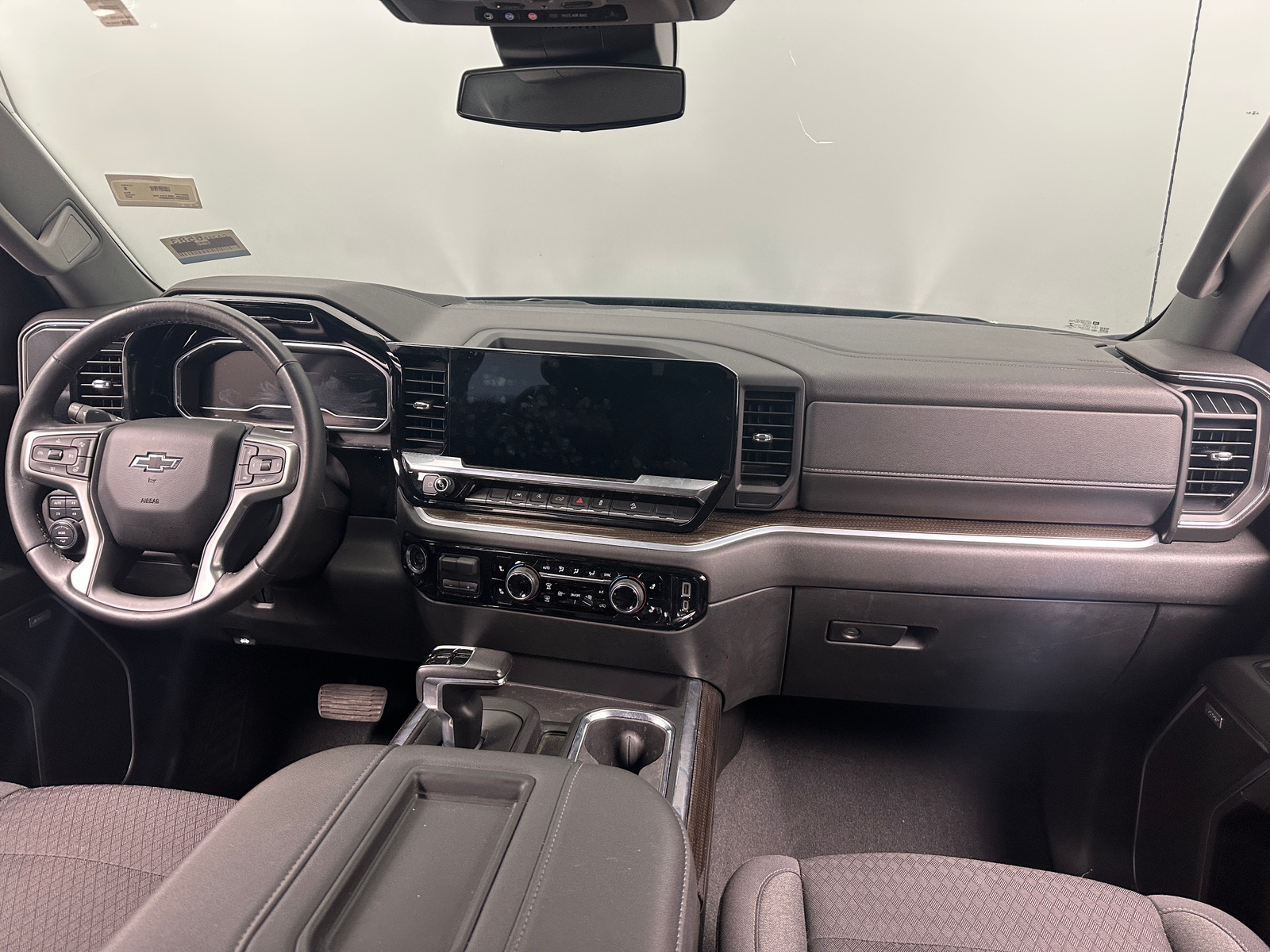 Thumbnail: 2022 Chevrolet Silverado 1500 - 3