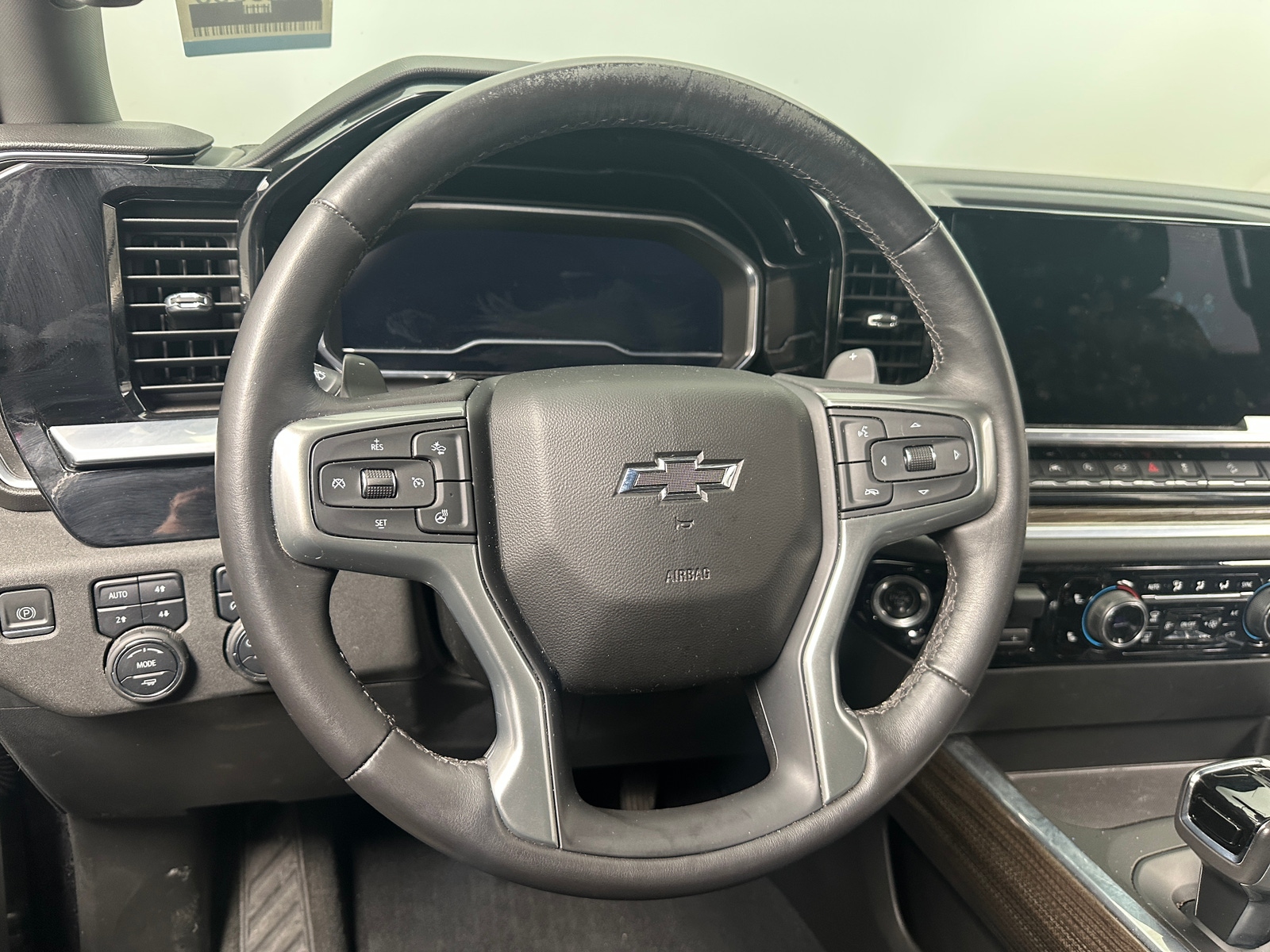 Thumbnail: 2022 Chevrolet Silverado 1500 - 5