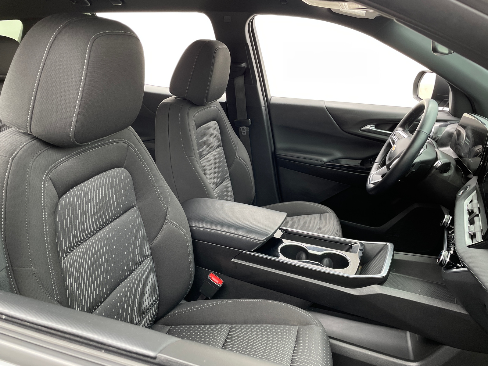 Thumbnail: 2025 Chevrolet Equinox - 2