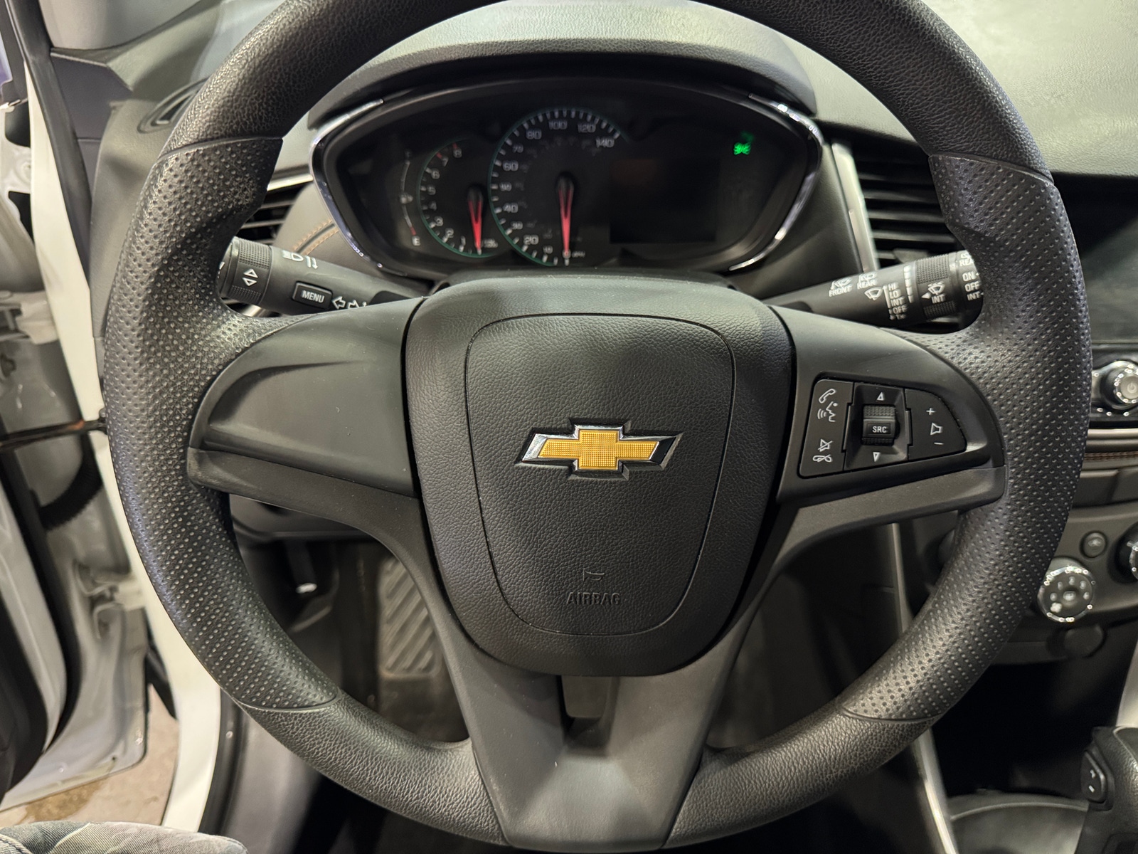 Thumbnail: 2018 Chevrolet Trax - 5