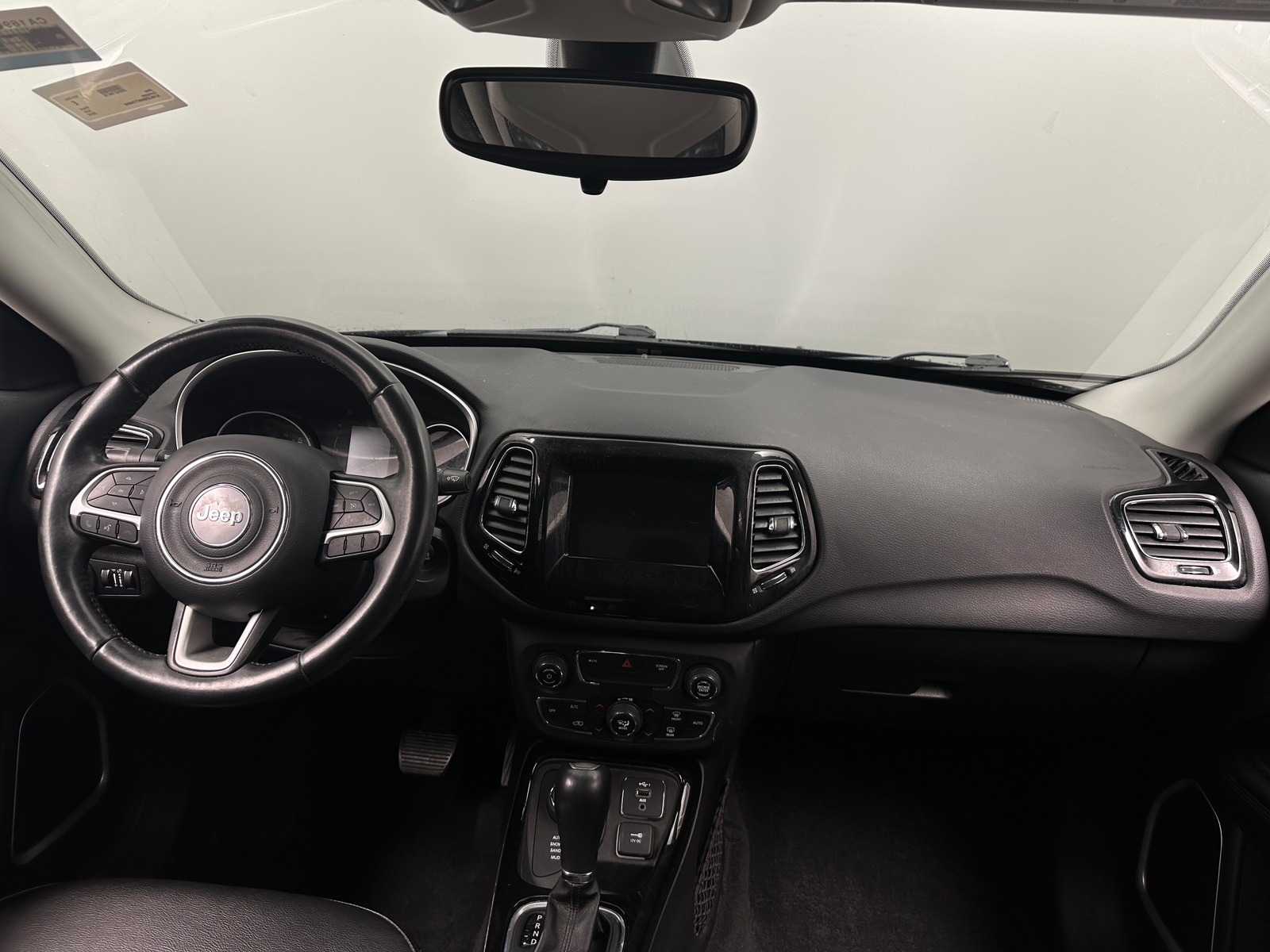 Thumbnail: 2019 Jeep Compass - 3