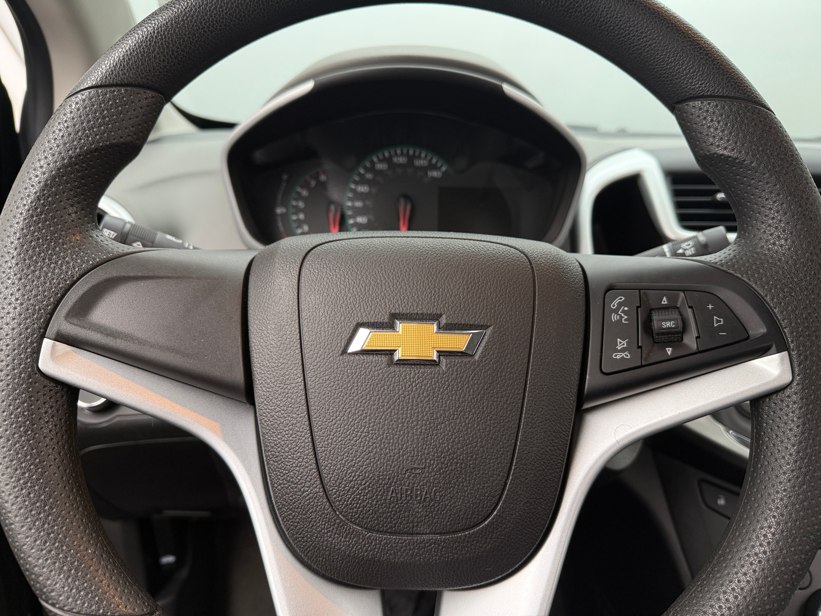 Thumbnail: 2020 Chevrolet Sonic - 5