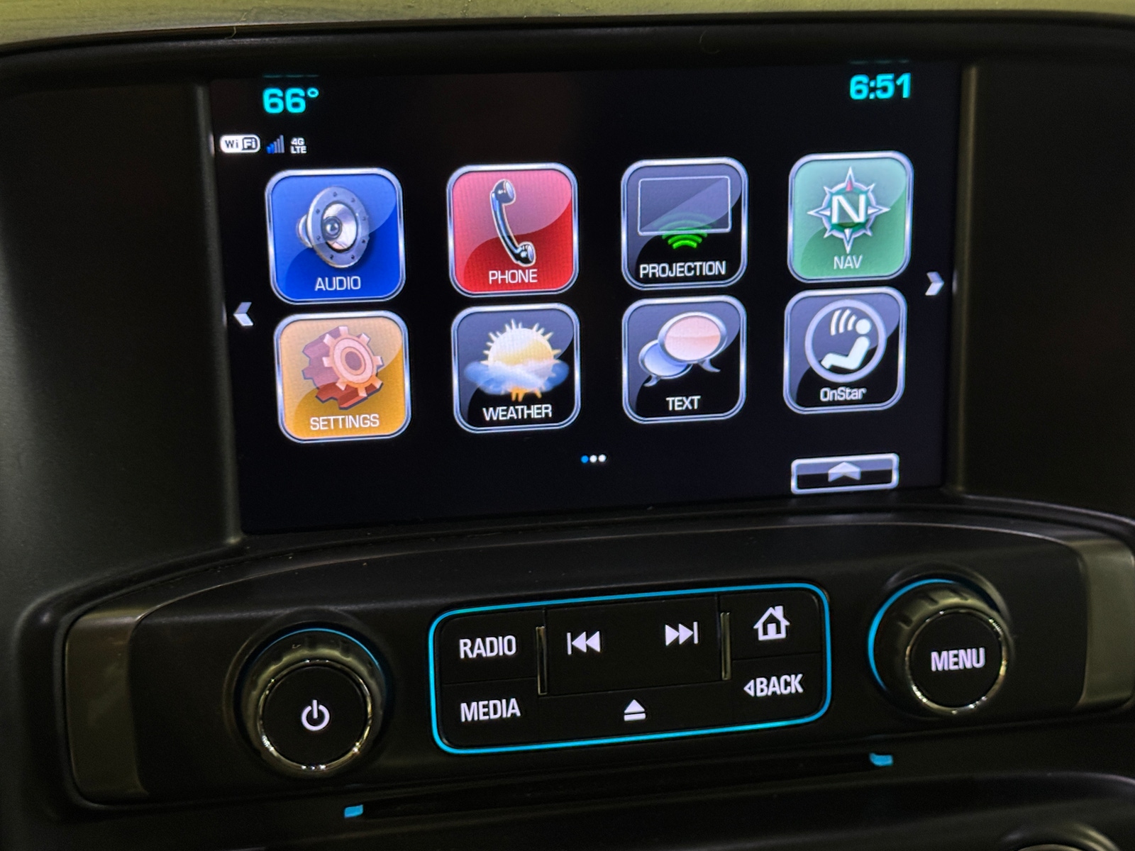 Thumbnail: 2018 Chevrolet Silverado 1500 - 4