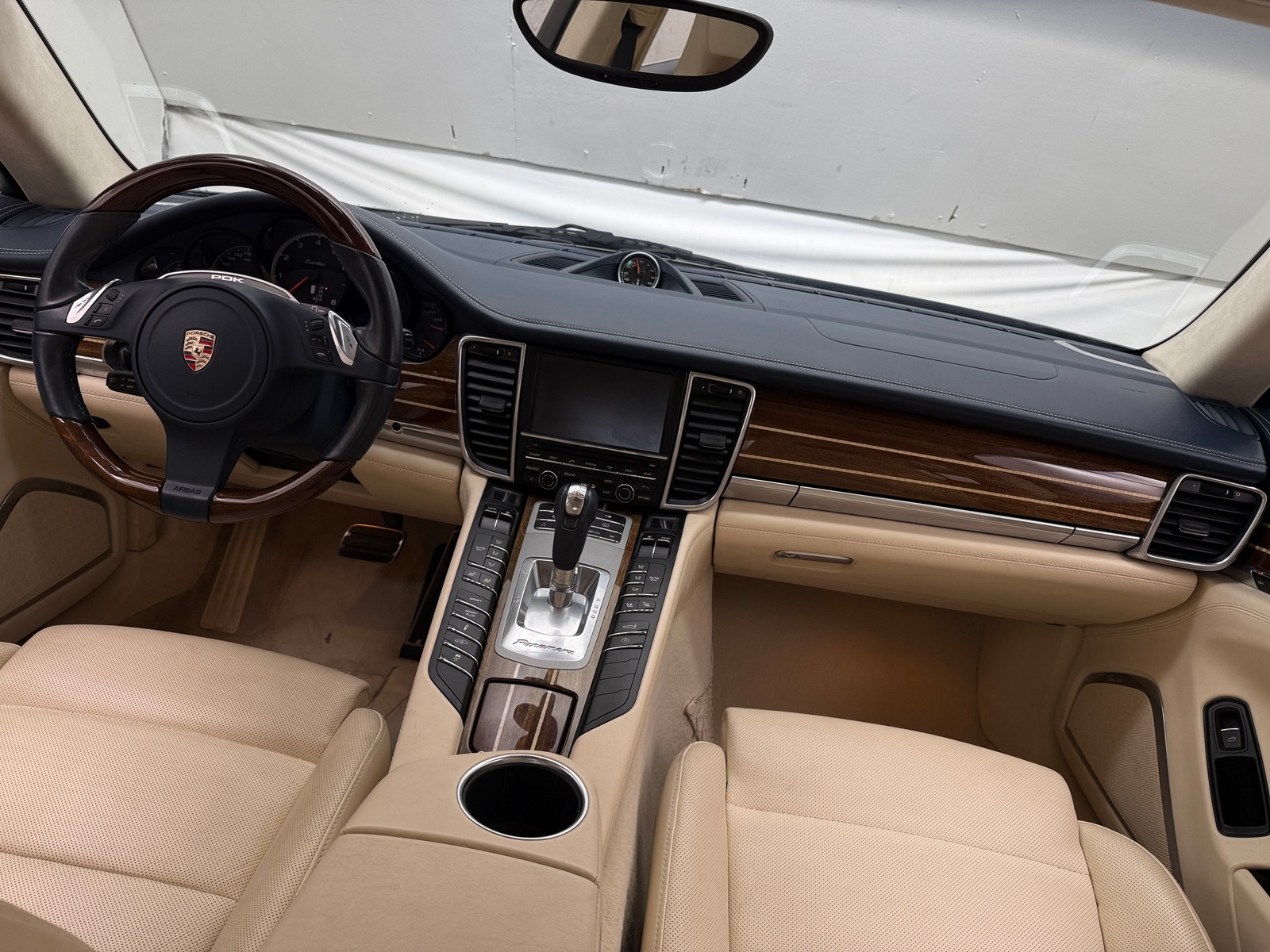 Thumbnail: 2011 Porsche Panamera - 2